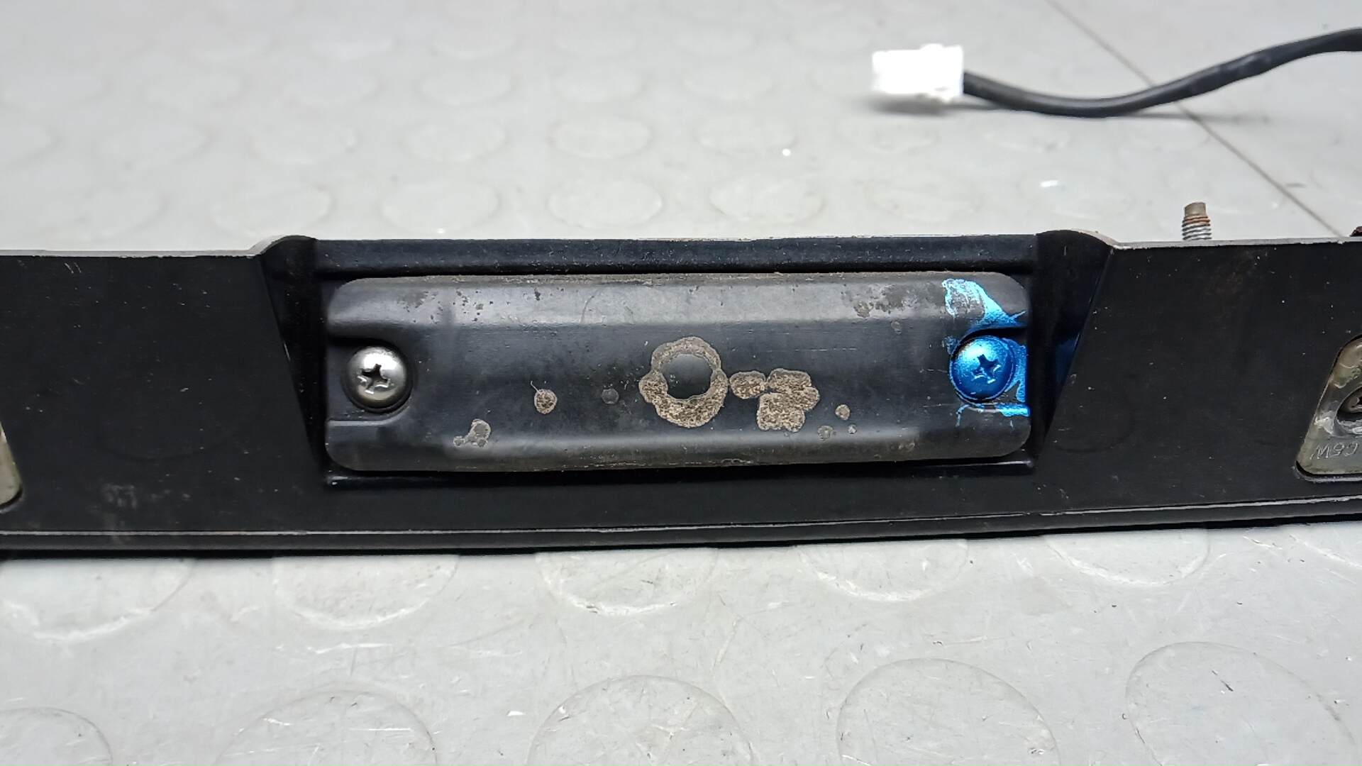 Фонарь подсветки номера