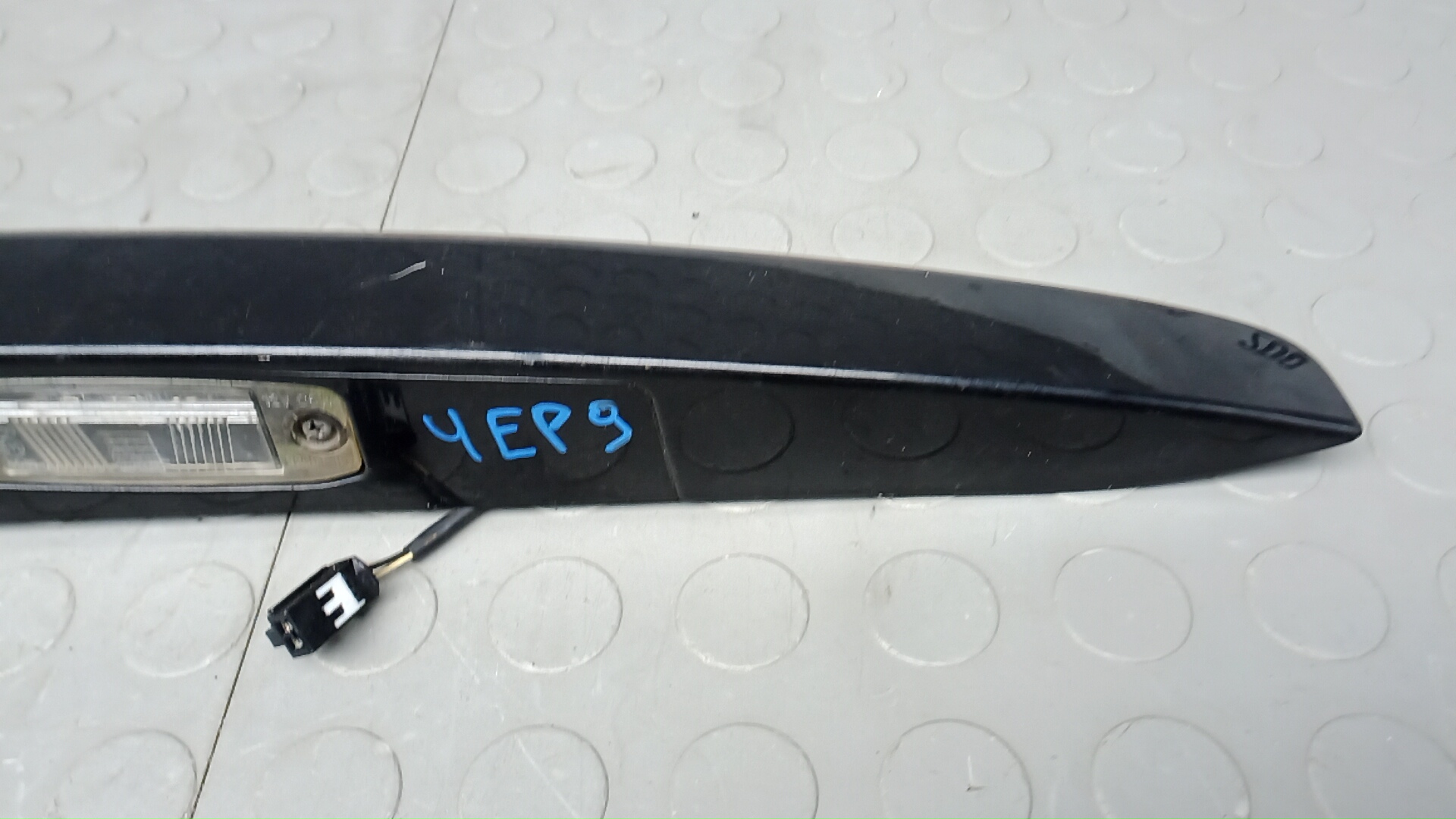 Фонарь подсветки номера