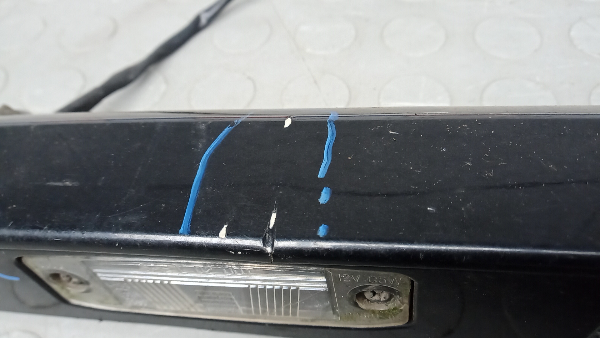 Фонарь подсветки номера