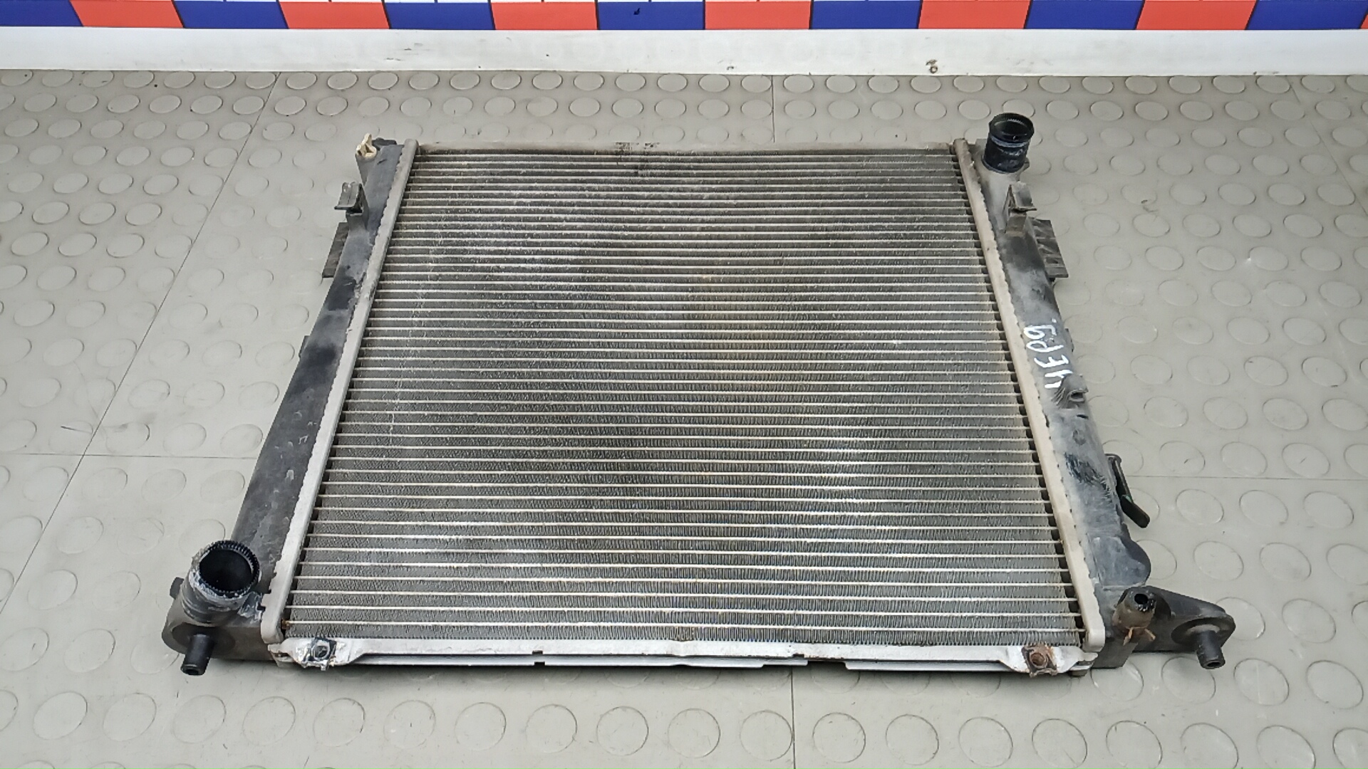 Радиатор охлаждения двигателя основной