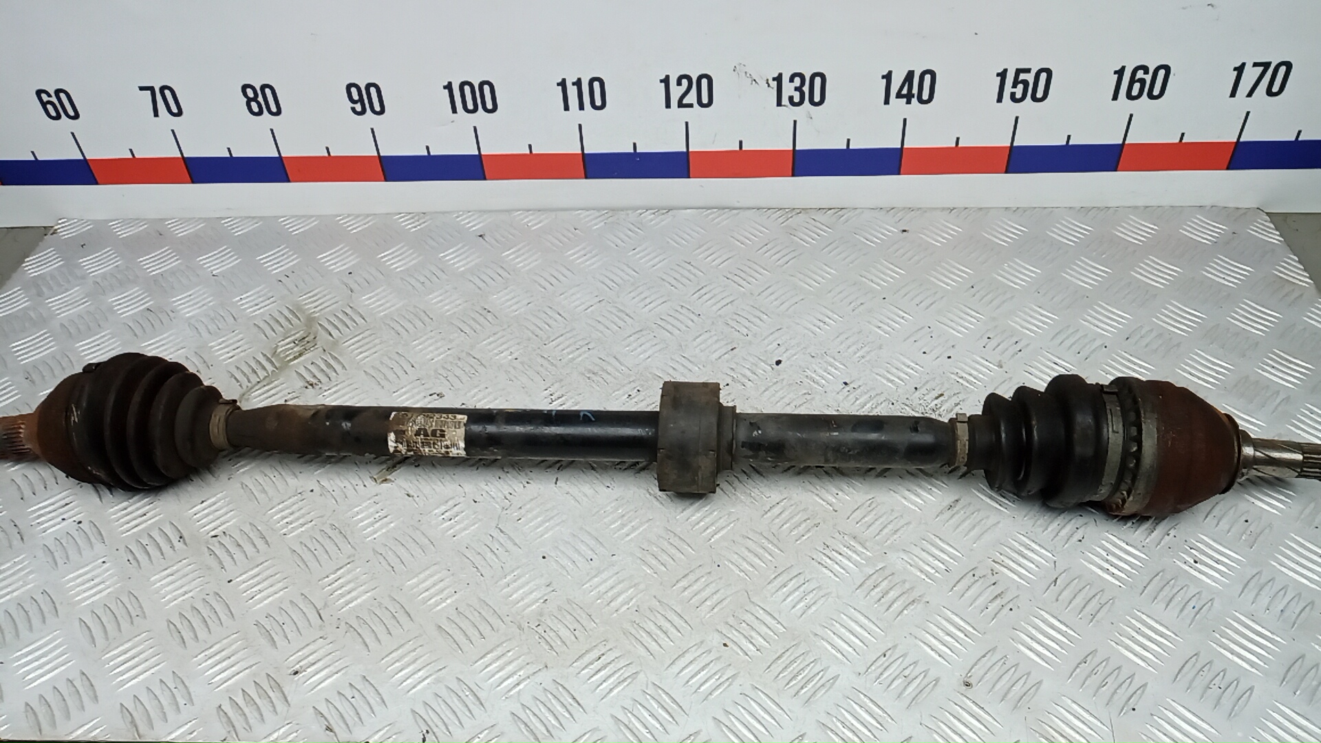 Полуось передняя правая