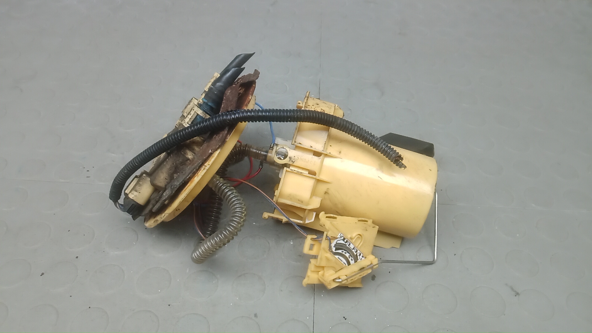 Насос топливный электрический