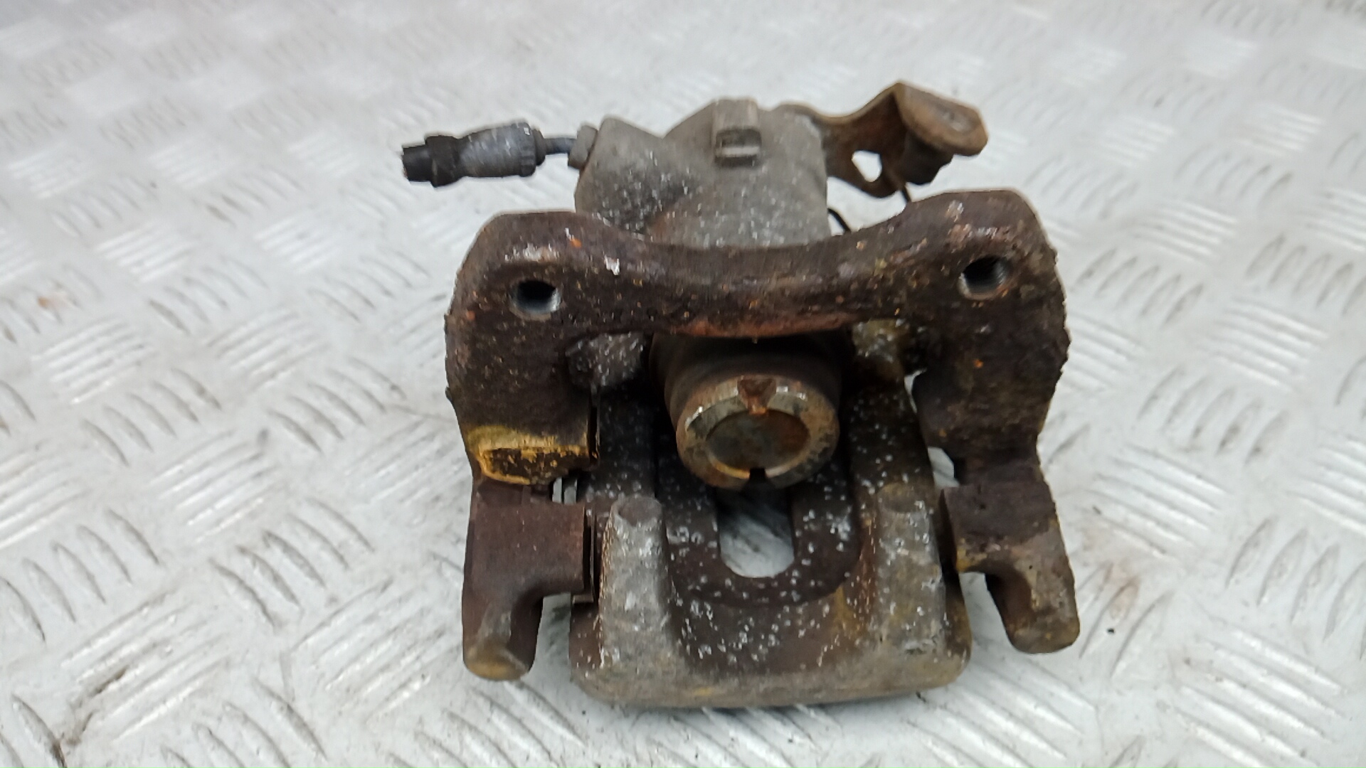 Суппорт задний правый