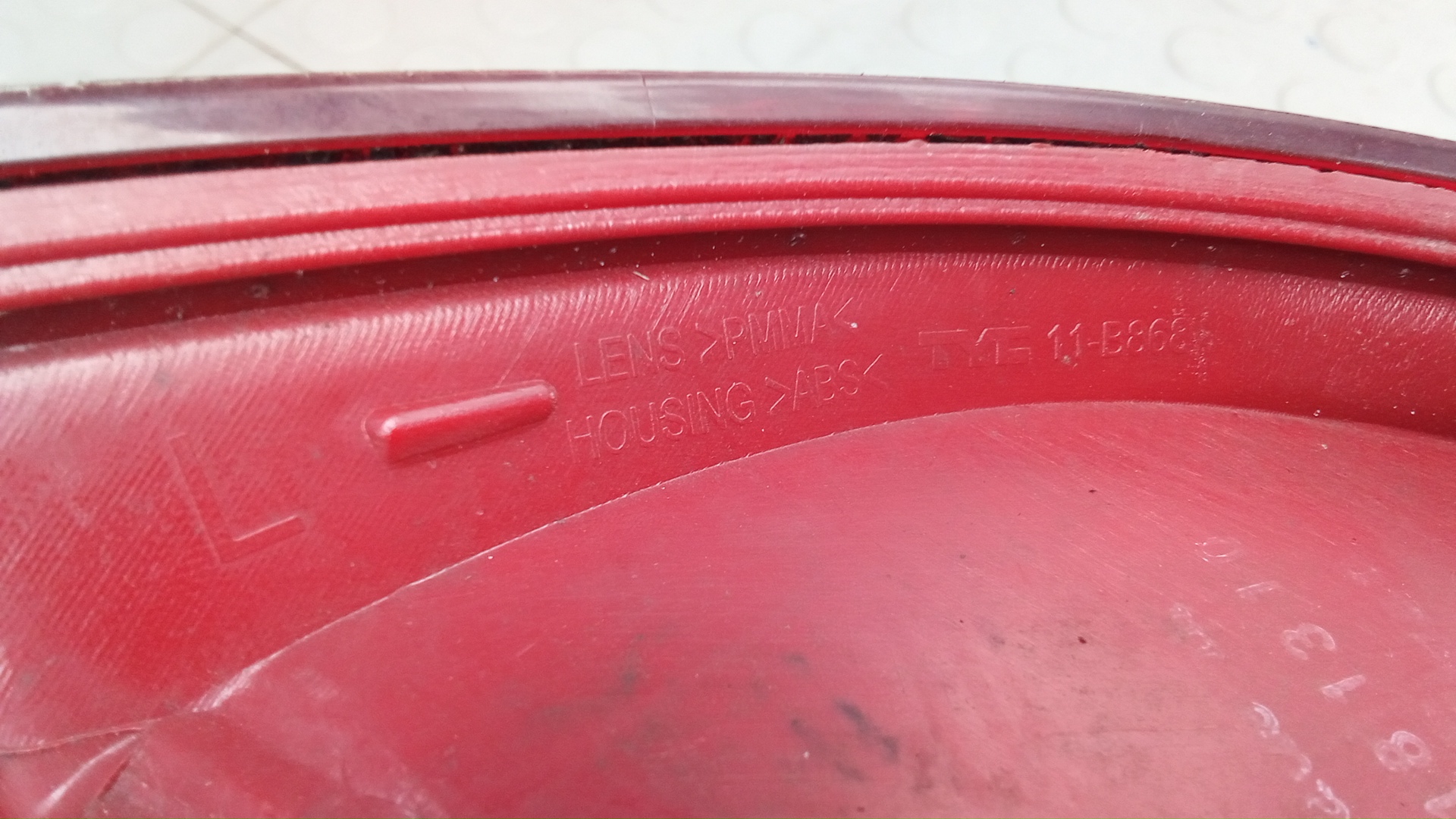 Фонарь задний левый