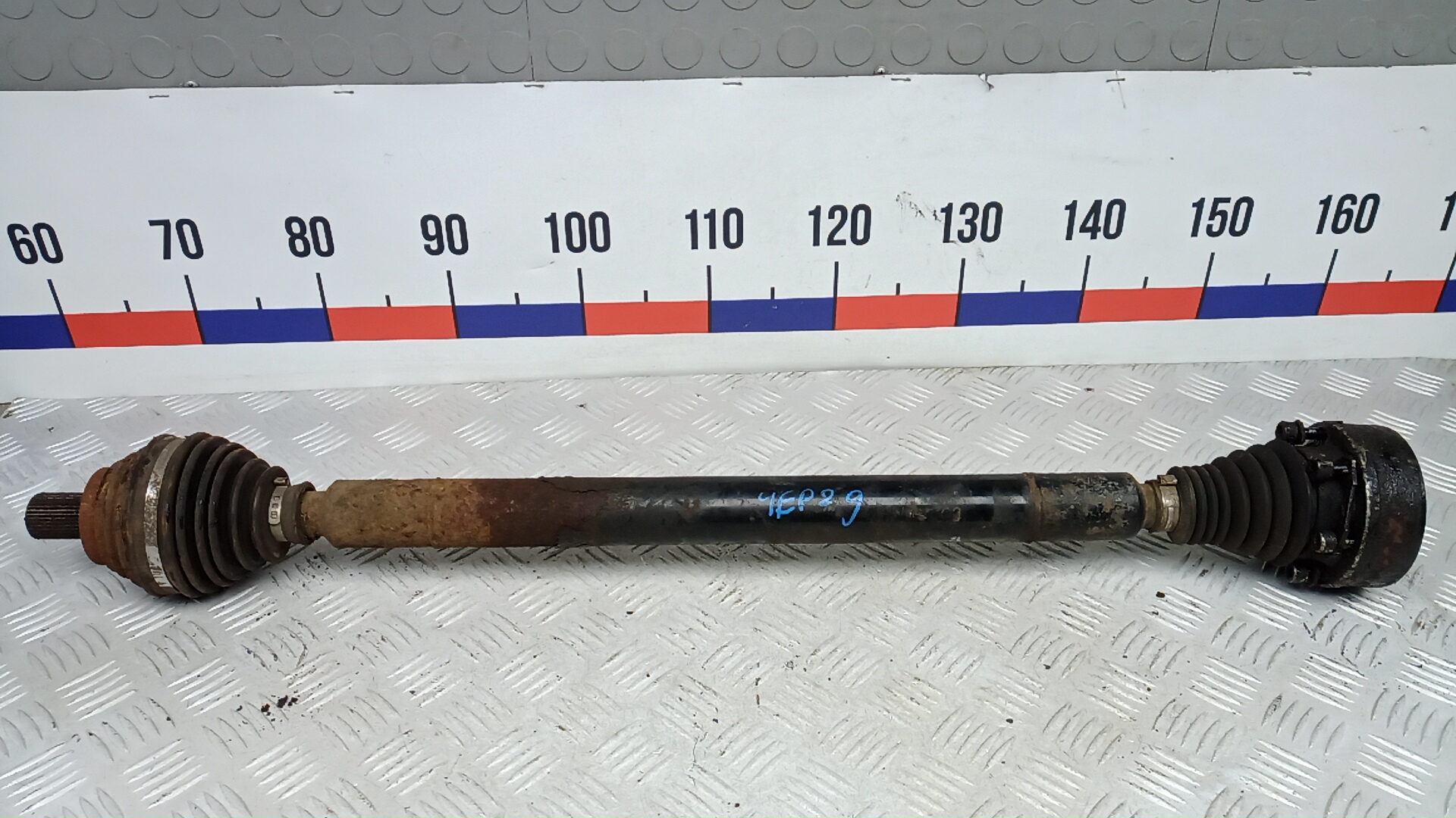 Полуось передняя правая