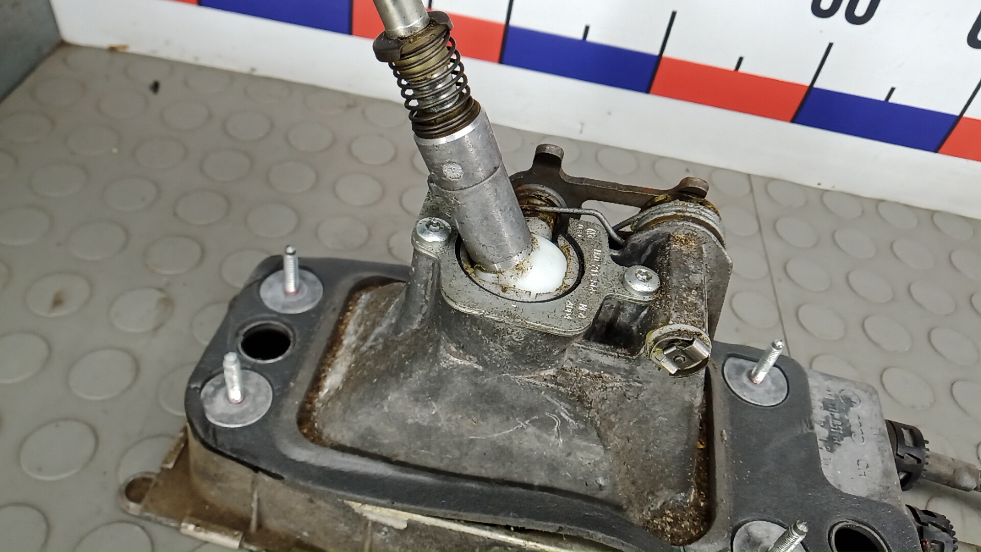 Кулиса МКПП / АКПП