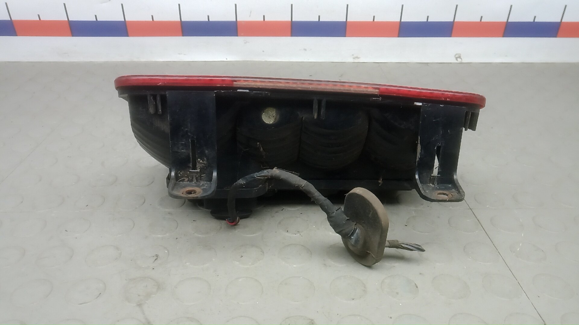 Фонарь задний левый