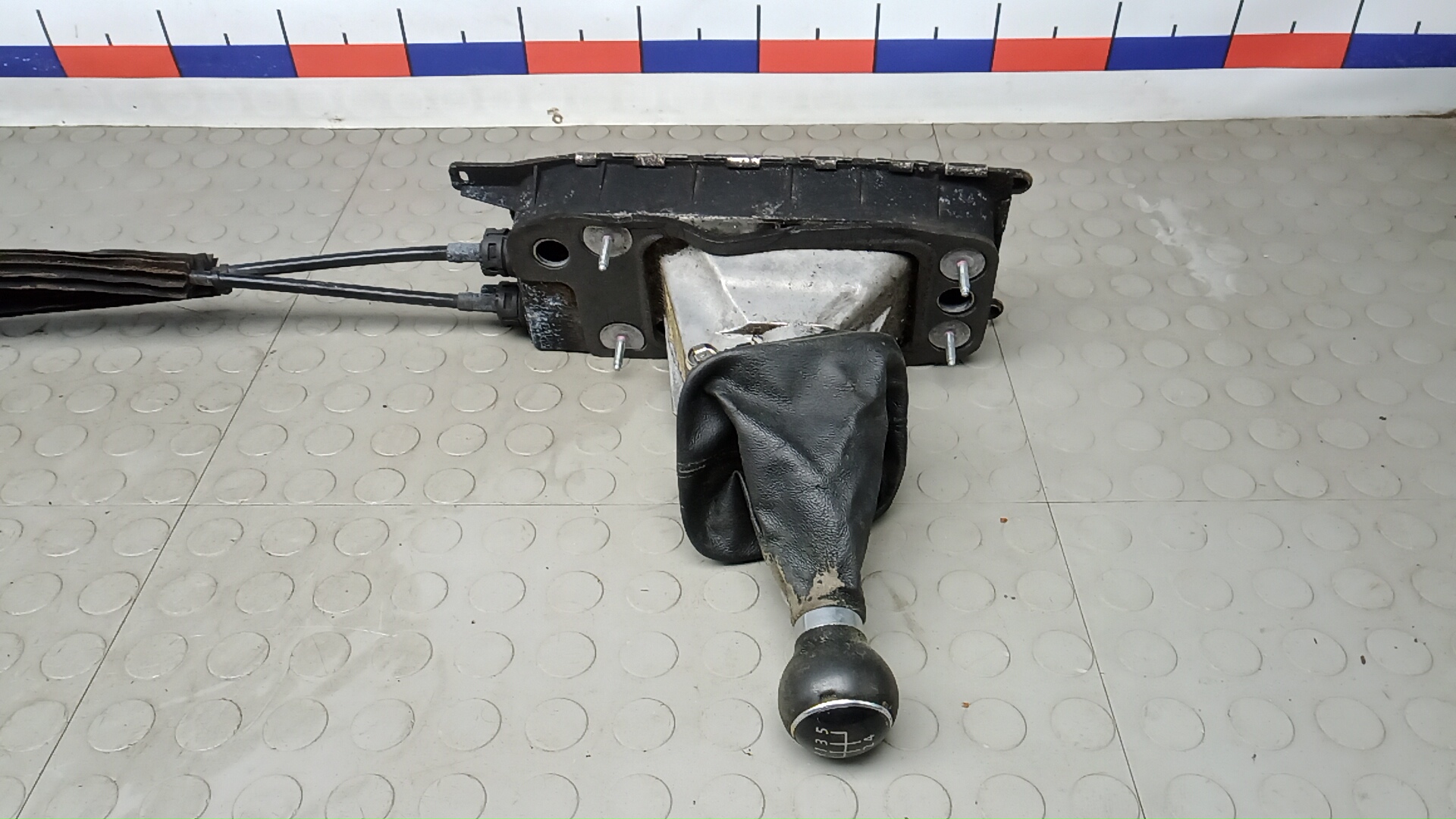 Кулиса МКПП / АКПП