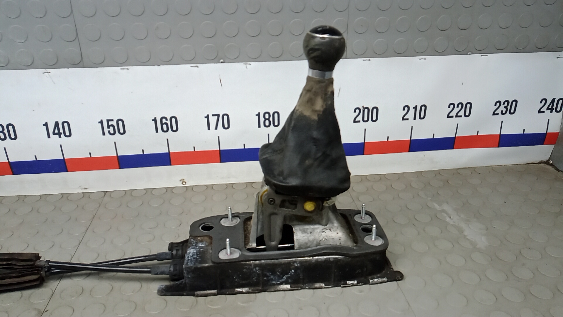 Кулиса МКПП / АКПП