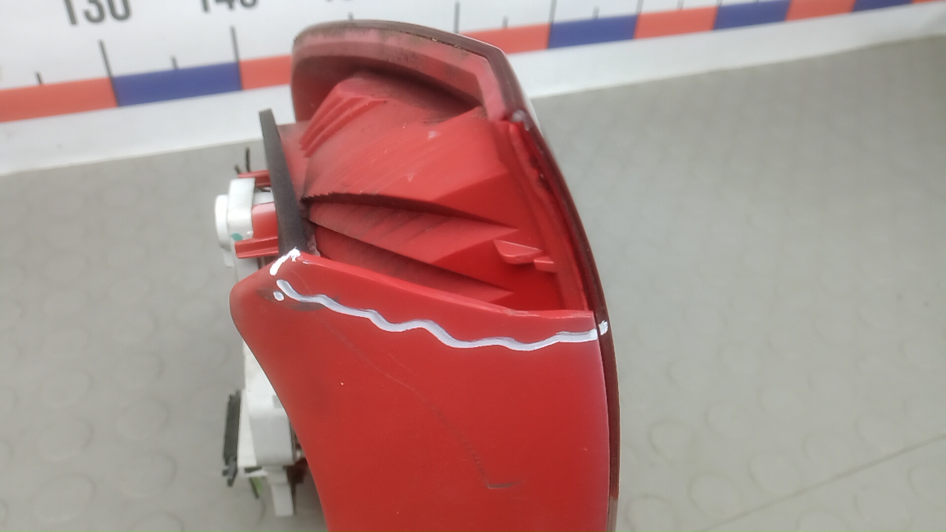 Фонарь задний правый