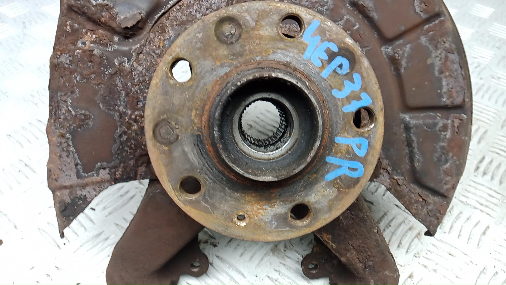 Ступица передняя