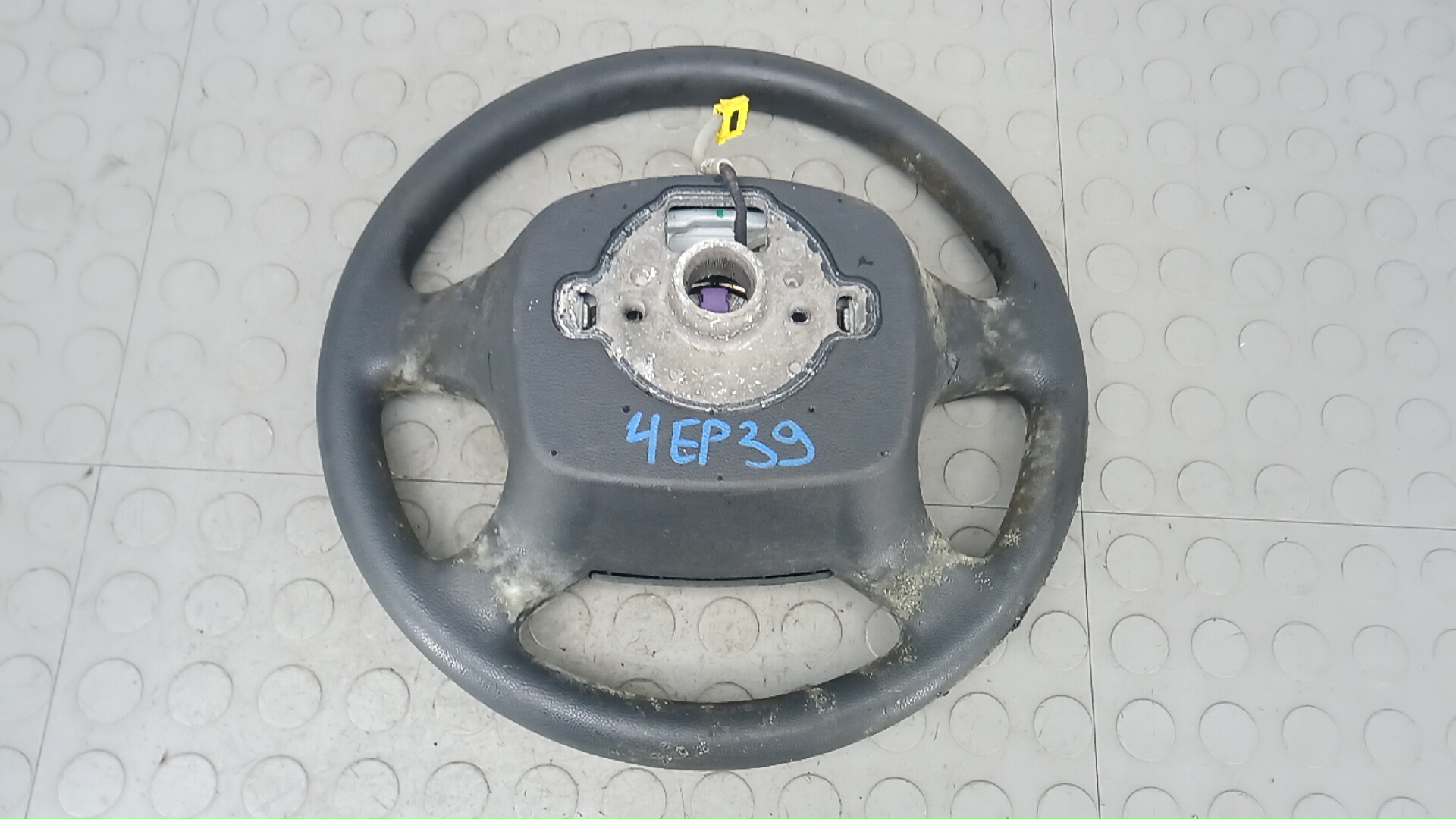 Рулевое колесо (руль)