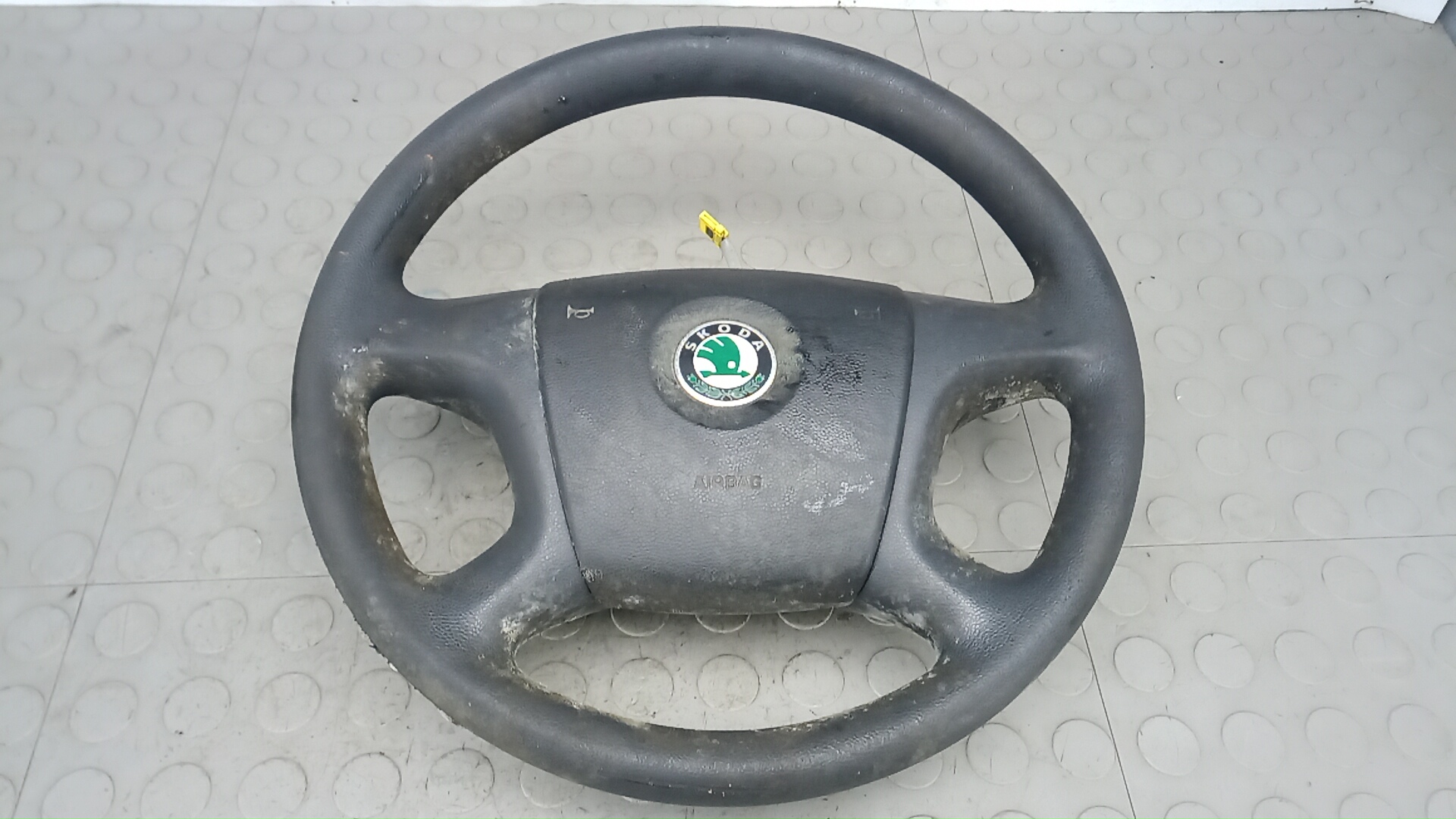 Рулевое колесо (руль)