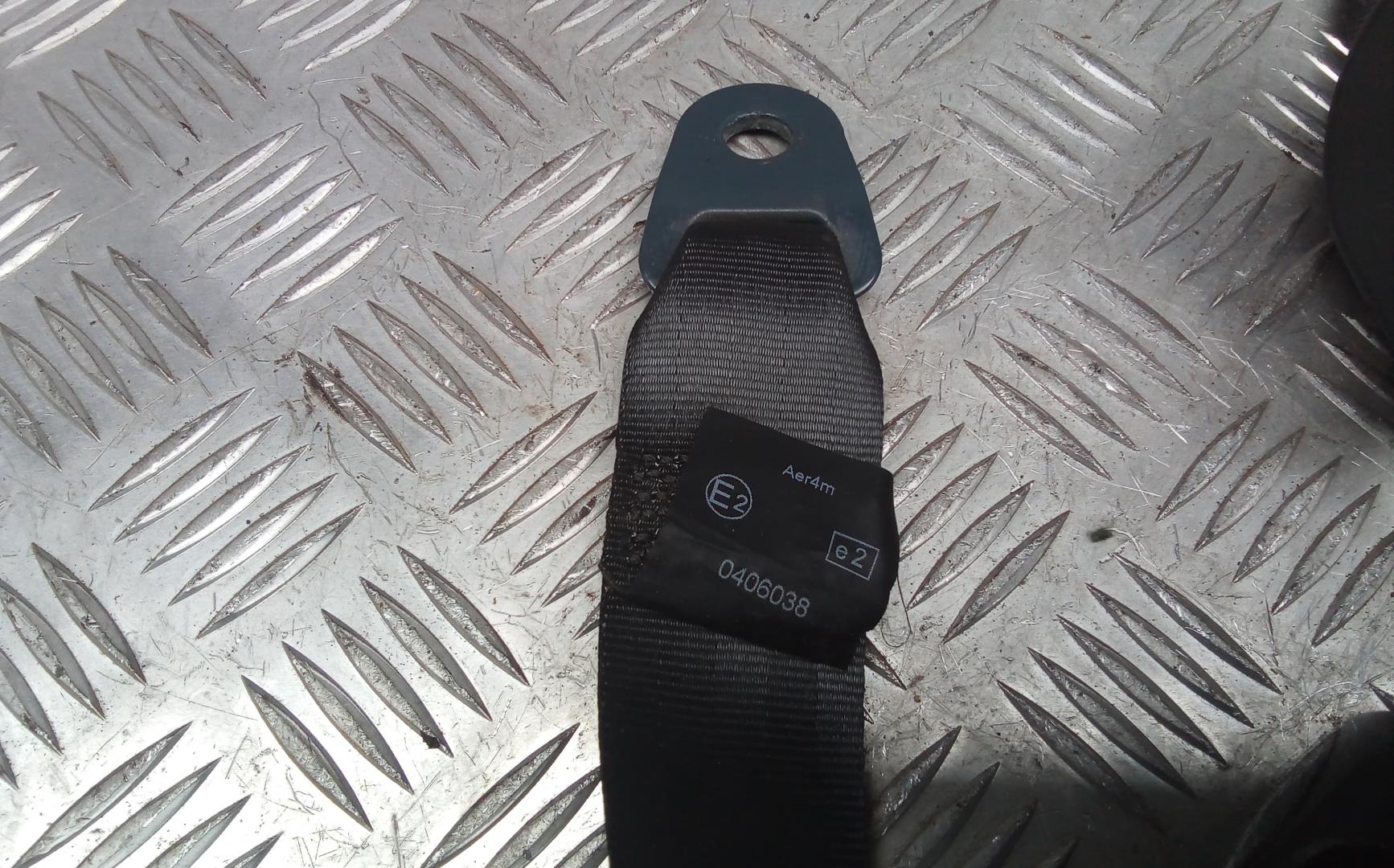 Ремень безопасности с пиропатроном