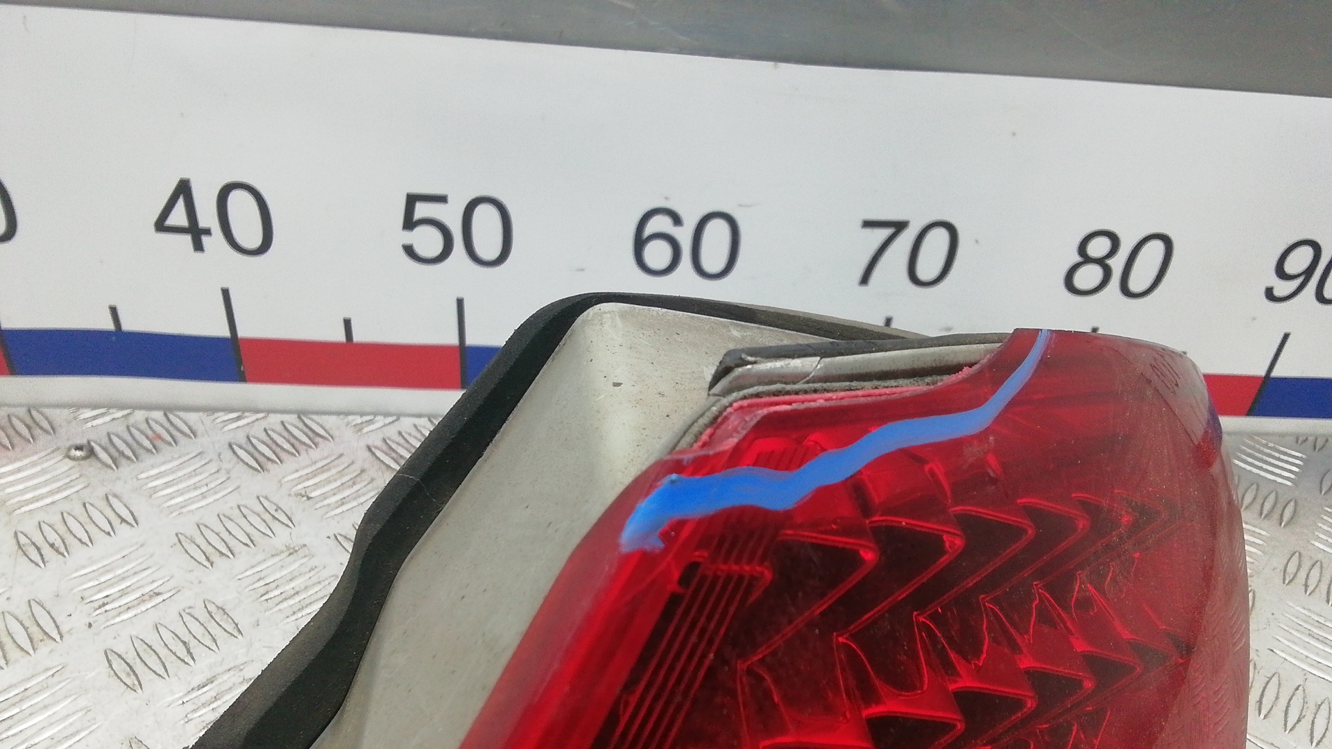 Фонарь задний правый