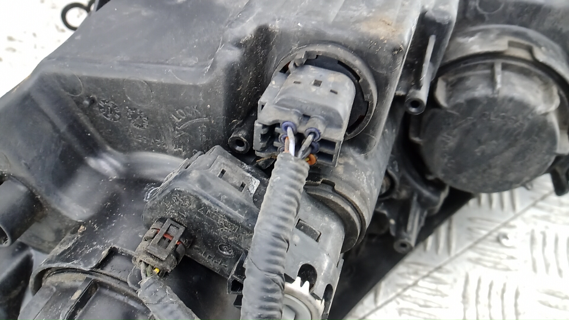 Фара правая