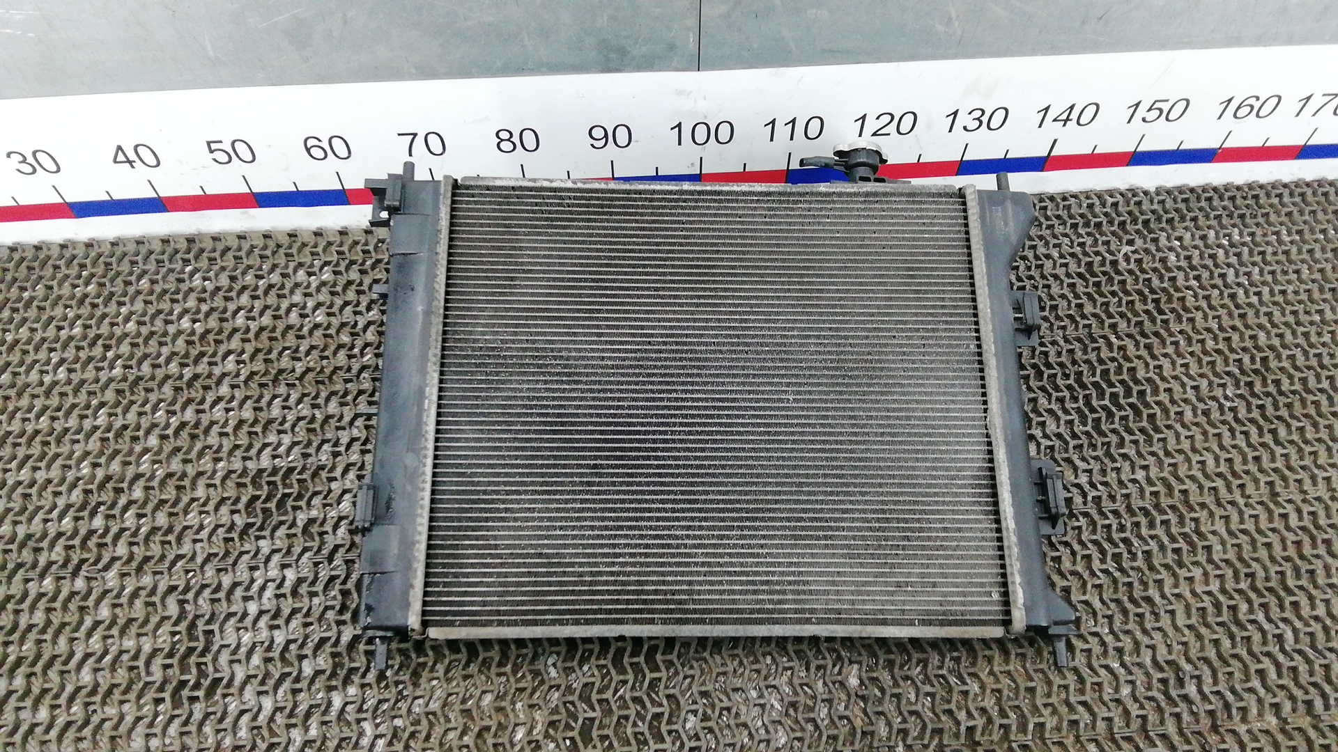 Радиатор охлаждения двигателя основной