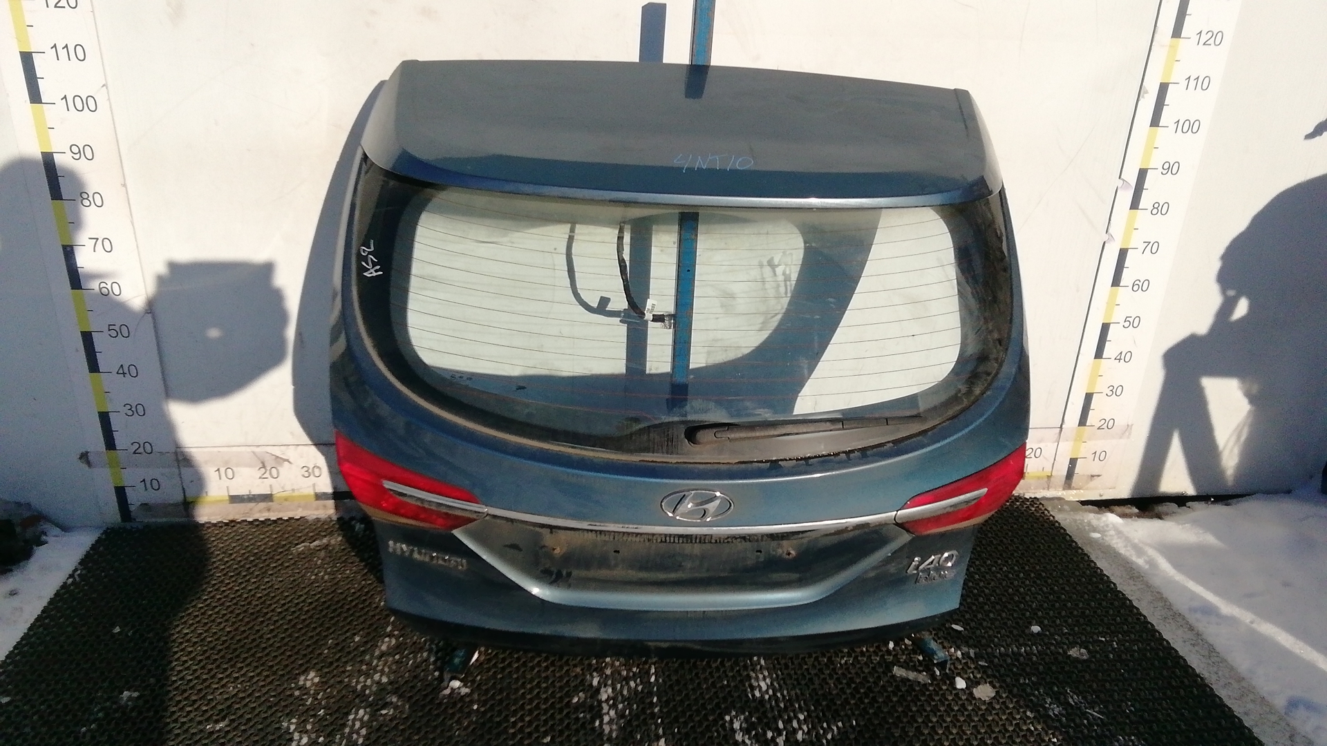 Дверь багажника