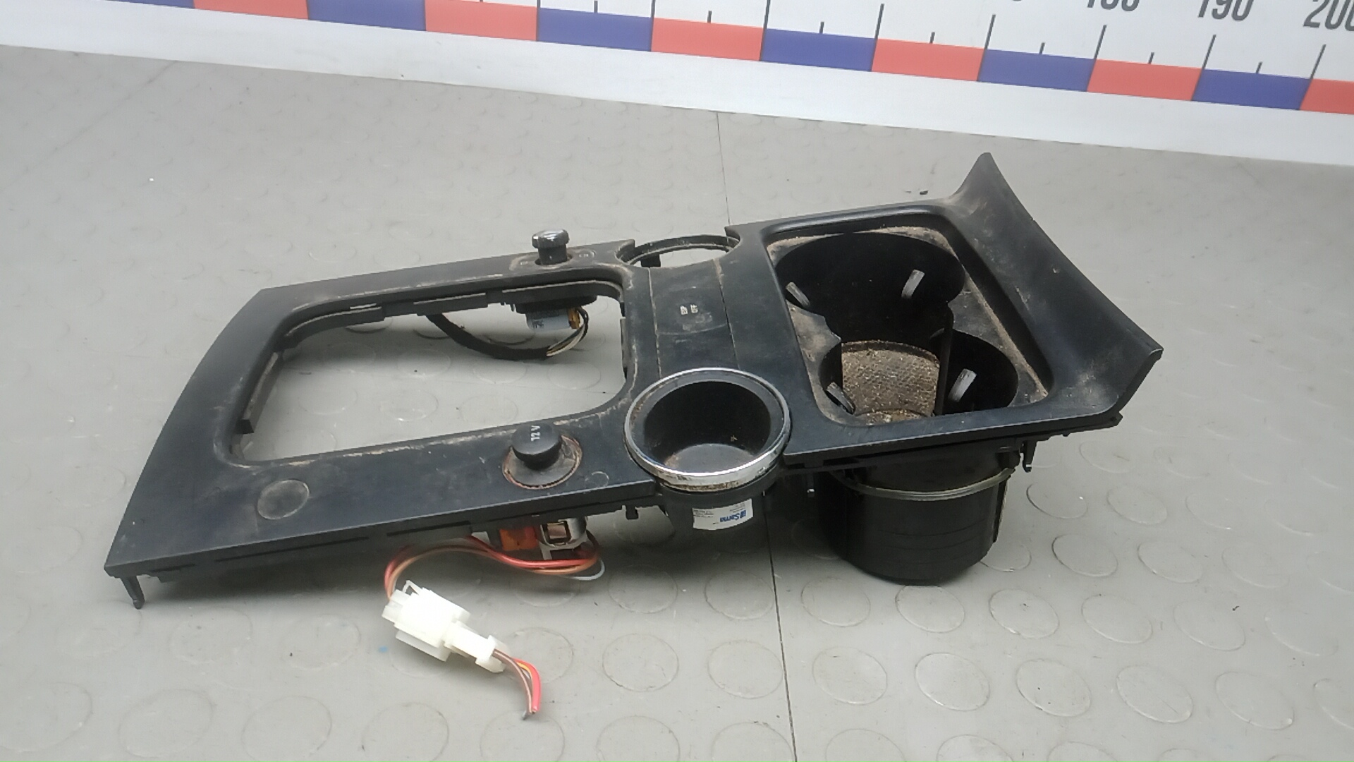 Прикуриватель для Touareg (7L) 2002-2010