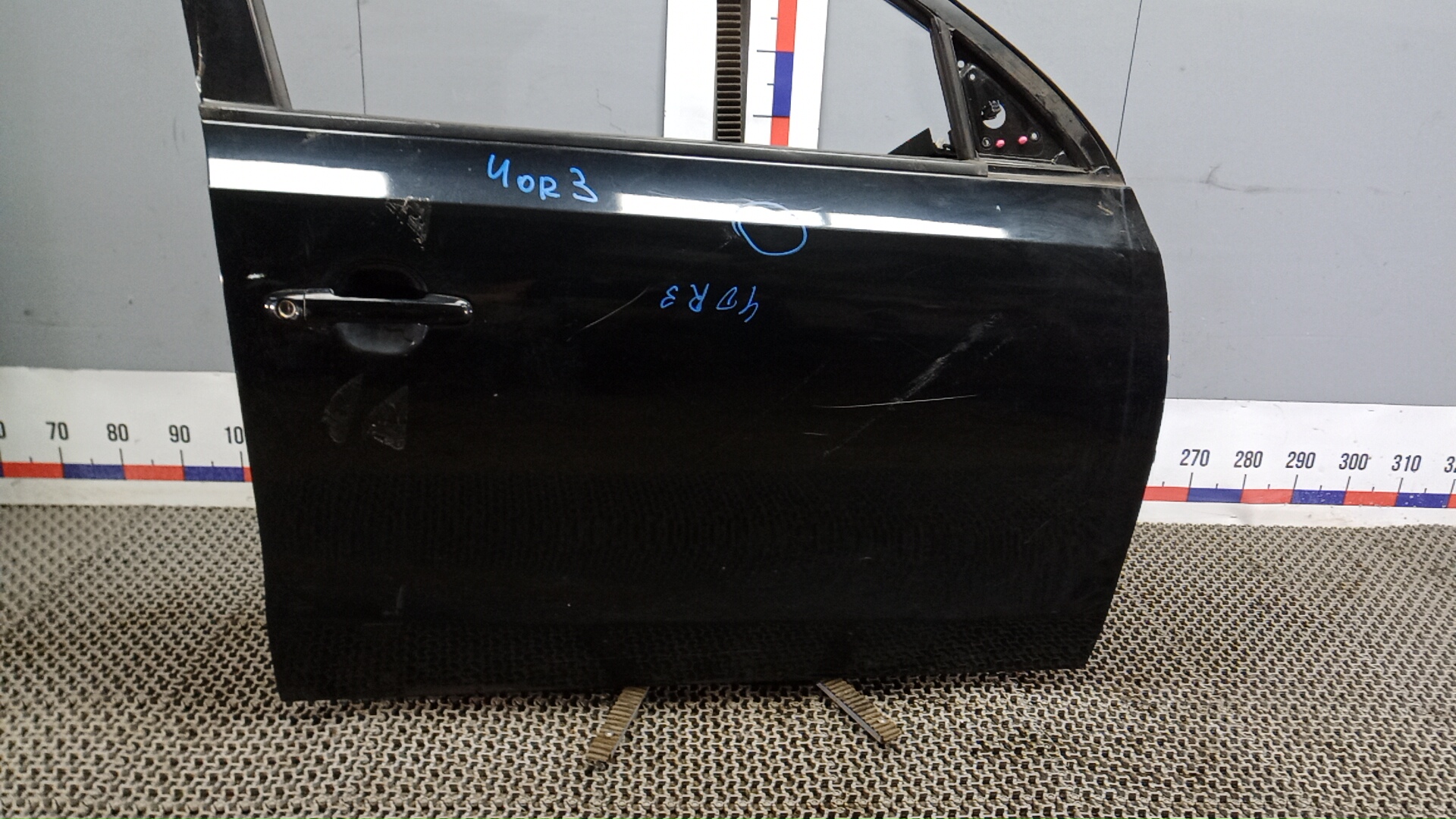 Дверь передняя правая