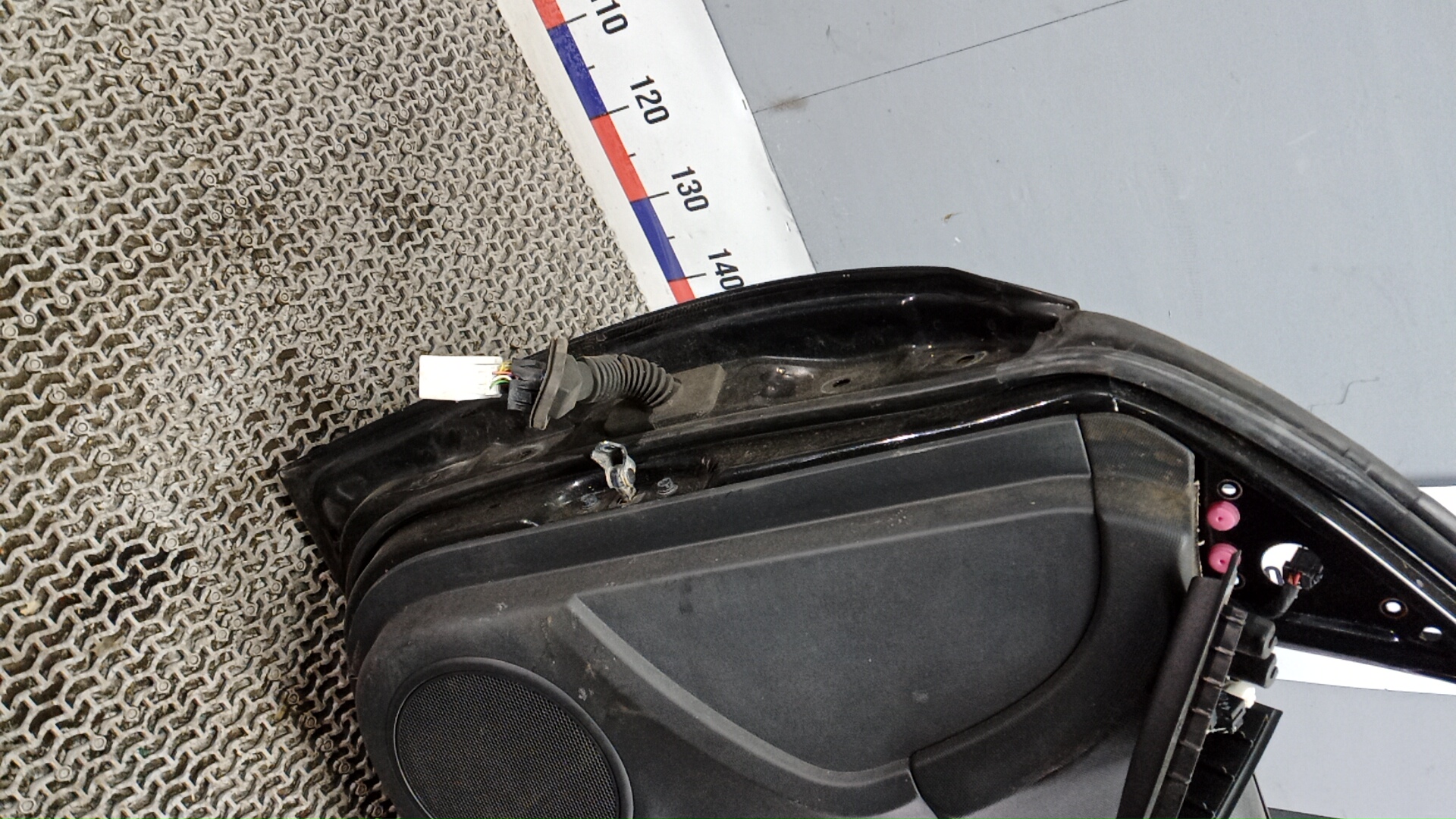 Дверь передняя правая