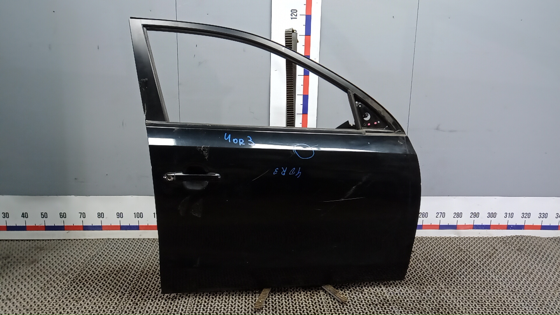 Дверь передняя правая