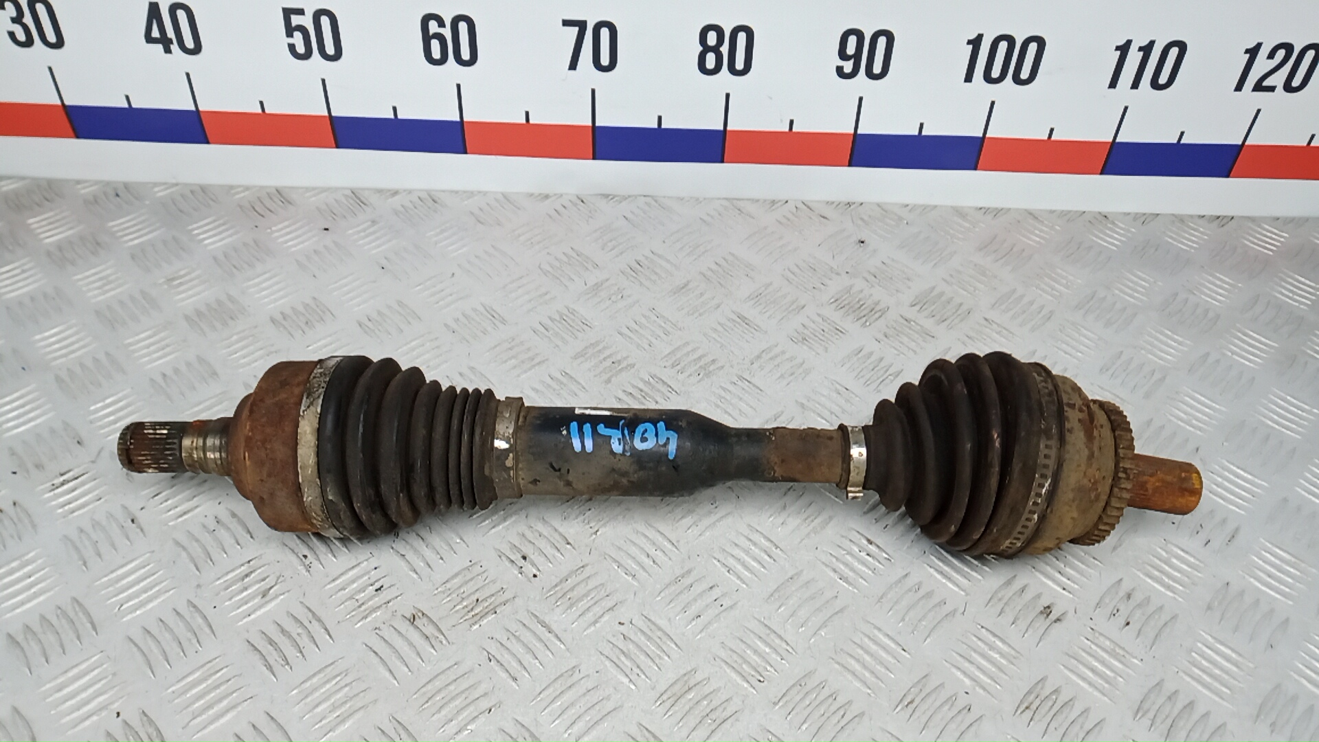 Полуось передняя левая