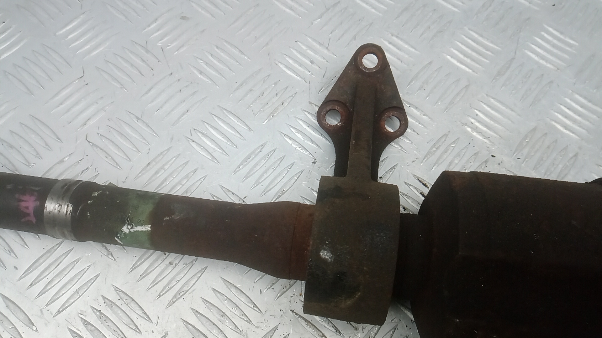 Полуось передняя правая