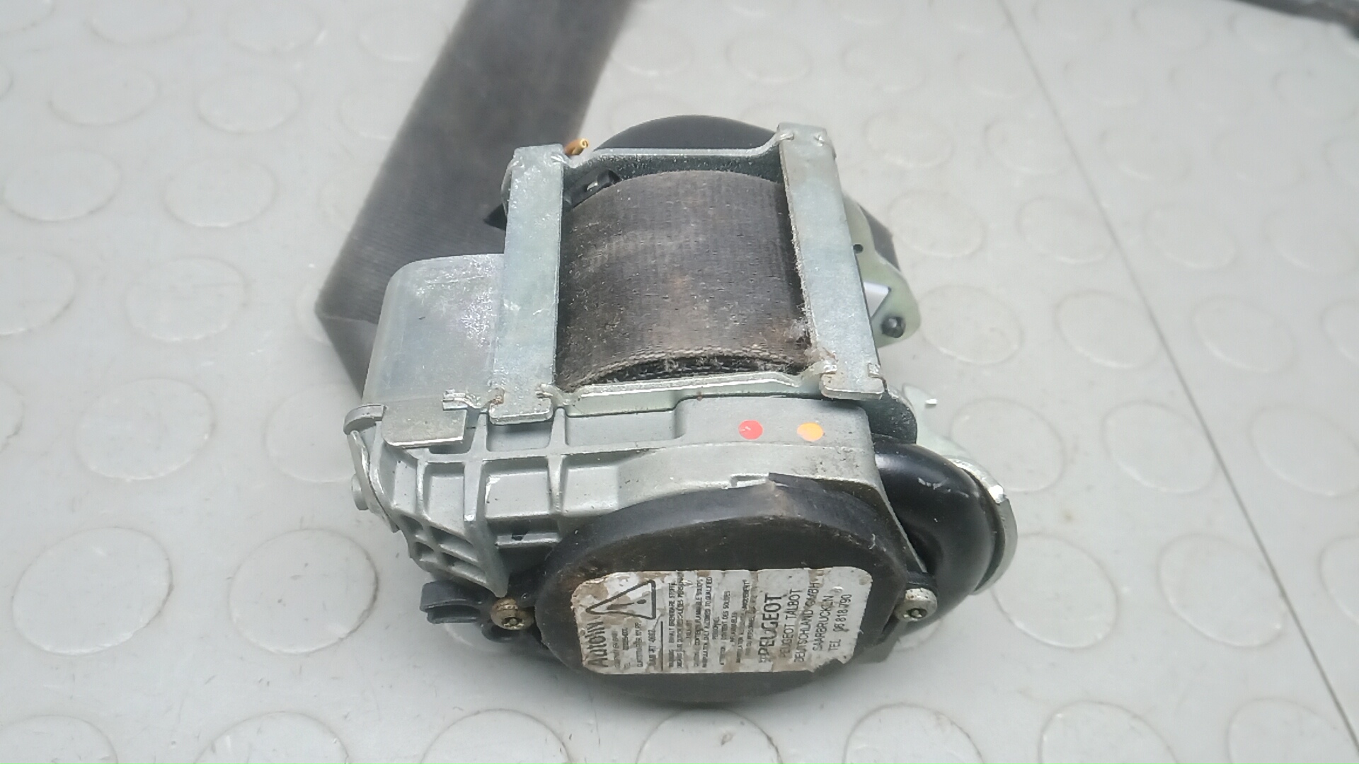 Ремень безопасности с пиропатроном