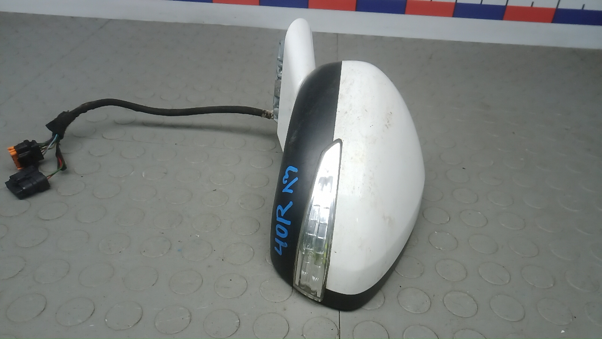 Зеркало левое электрическое