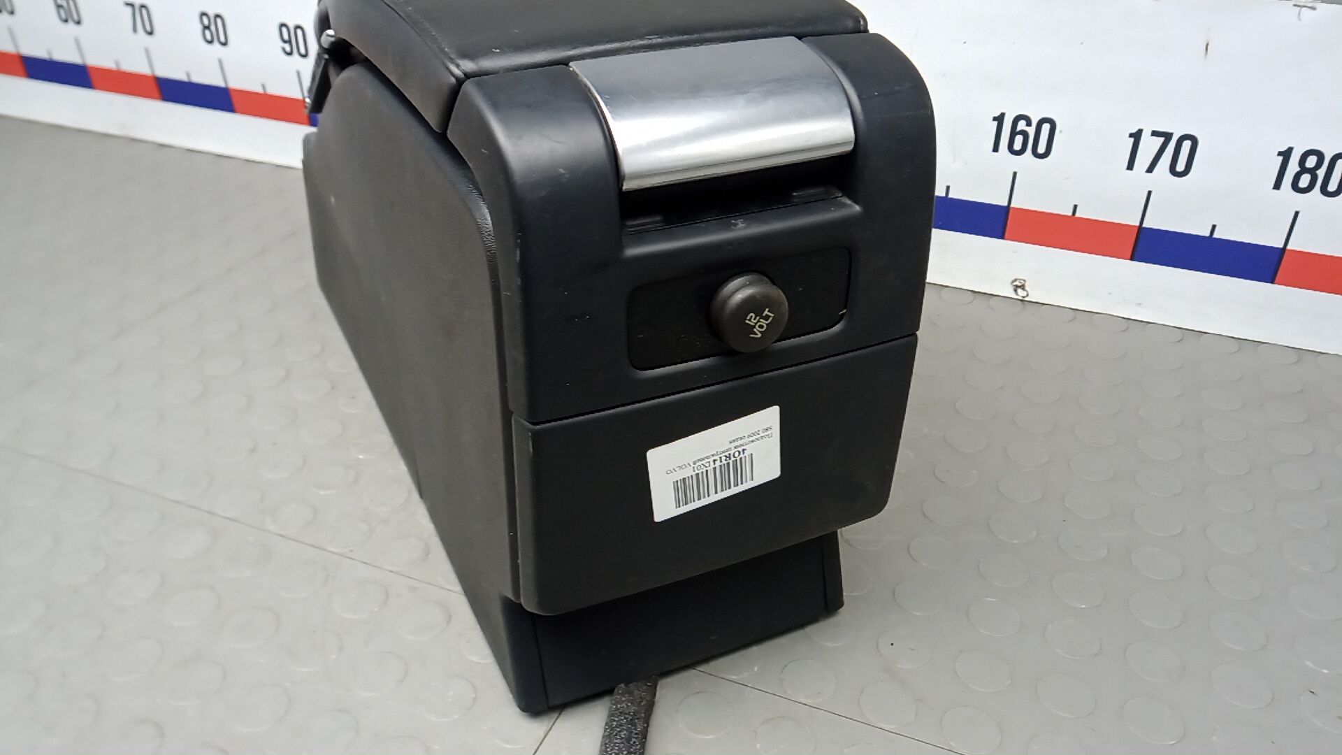 Подлокотник