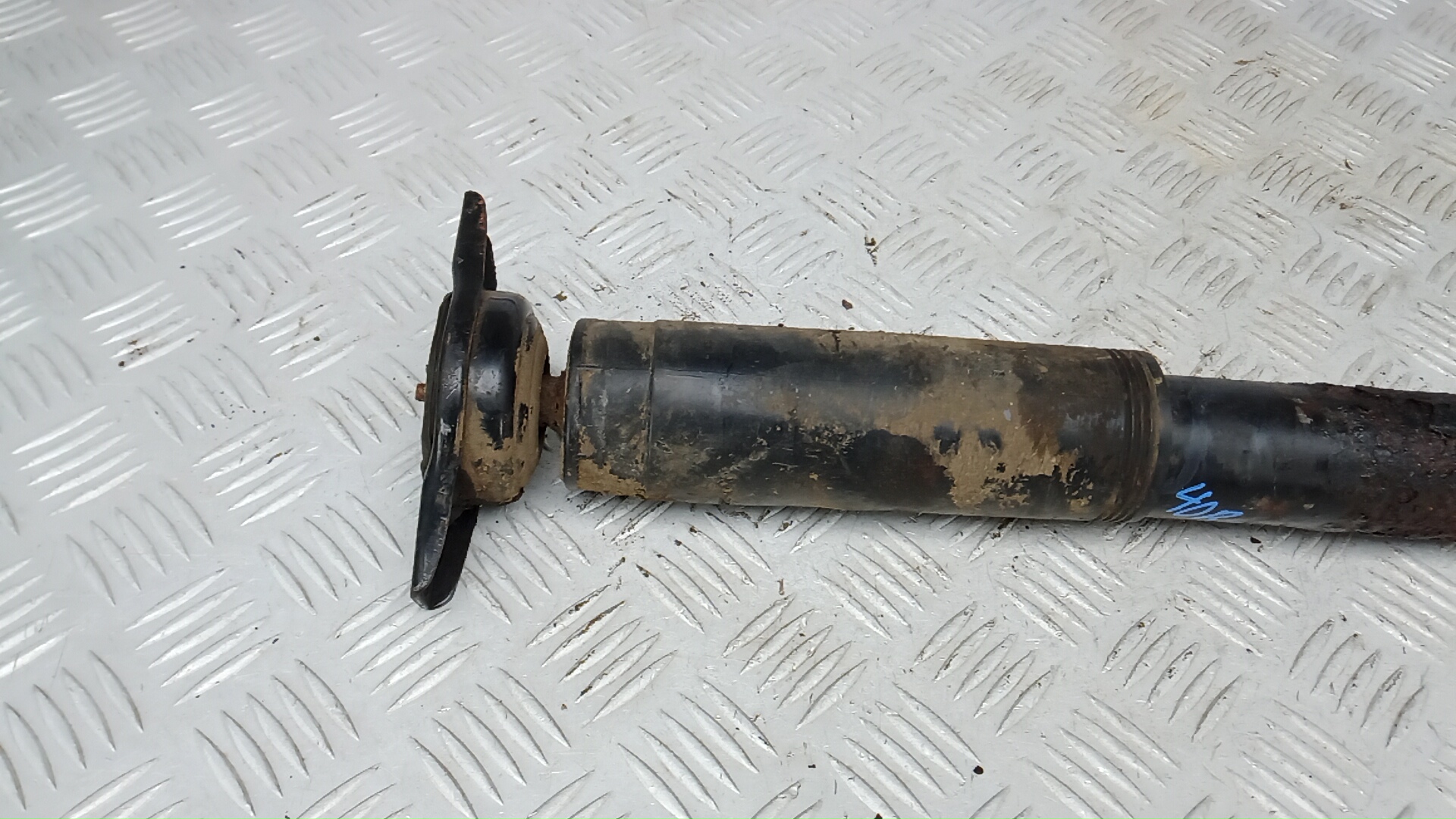 Амортизатор задний (стойка)