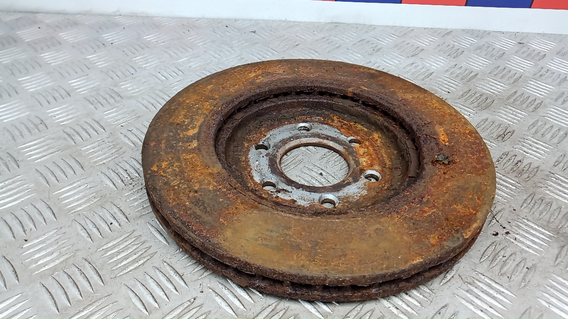 Диск тормозной передний вентилируемый