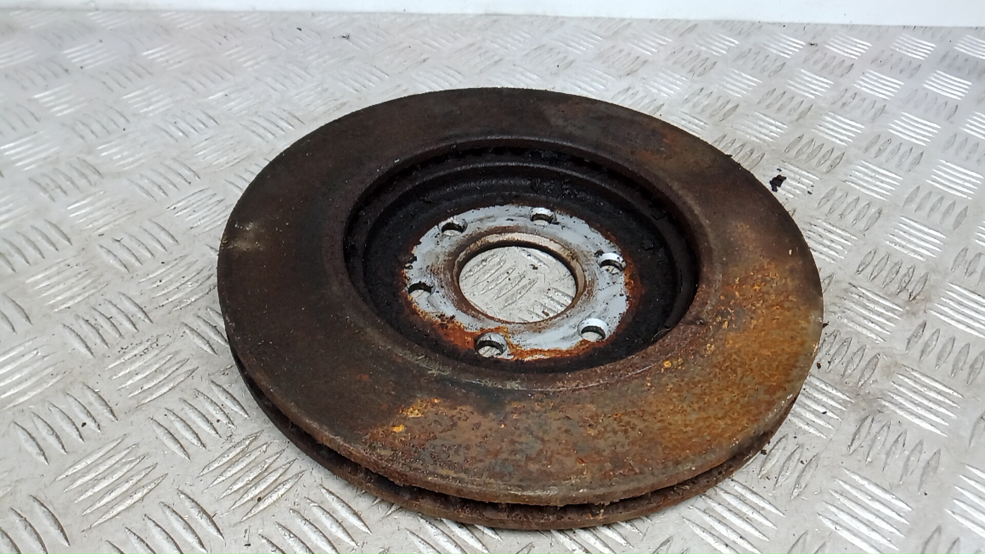 Диск тормозной передний вентилируемый