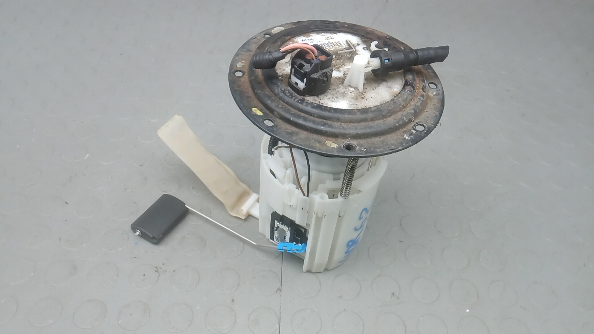 Насос топливный электрический