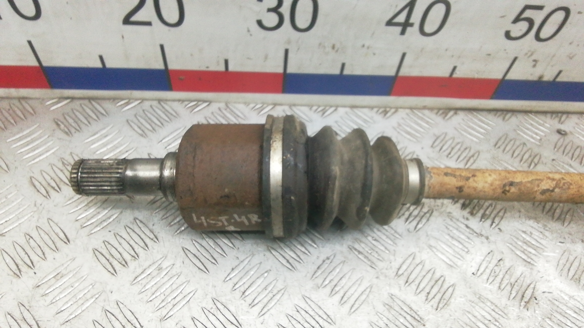 Полуось задняя правая