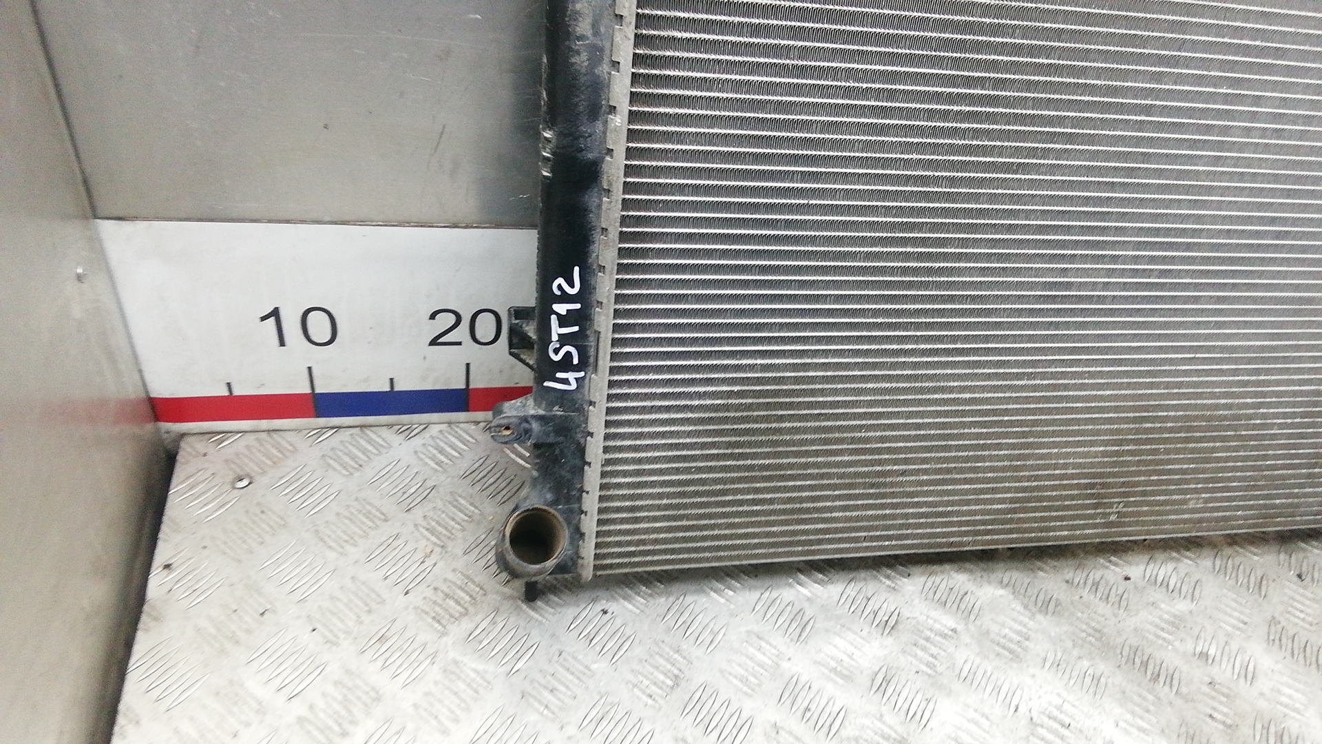 Радиатор охлаждения двигателя основной