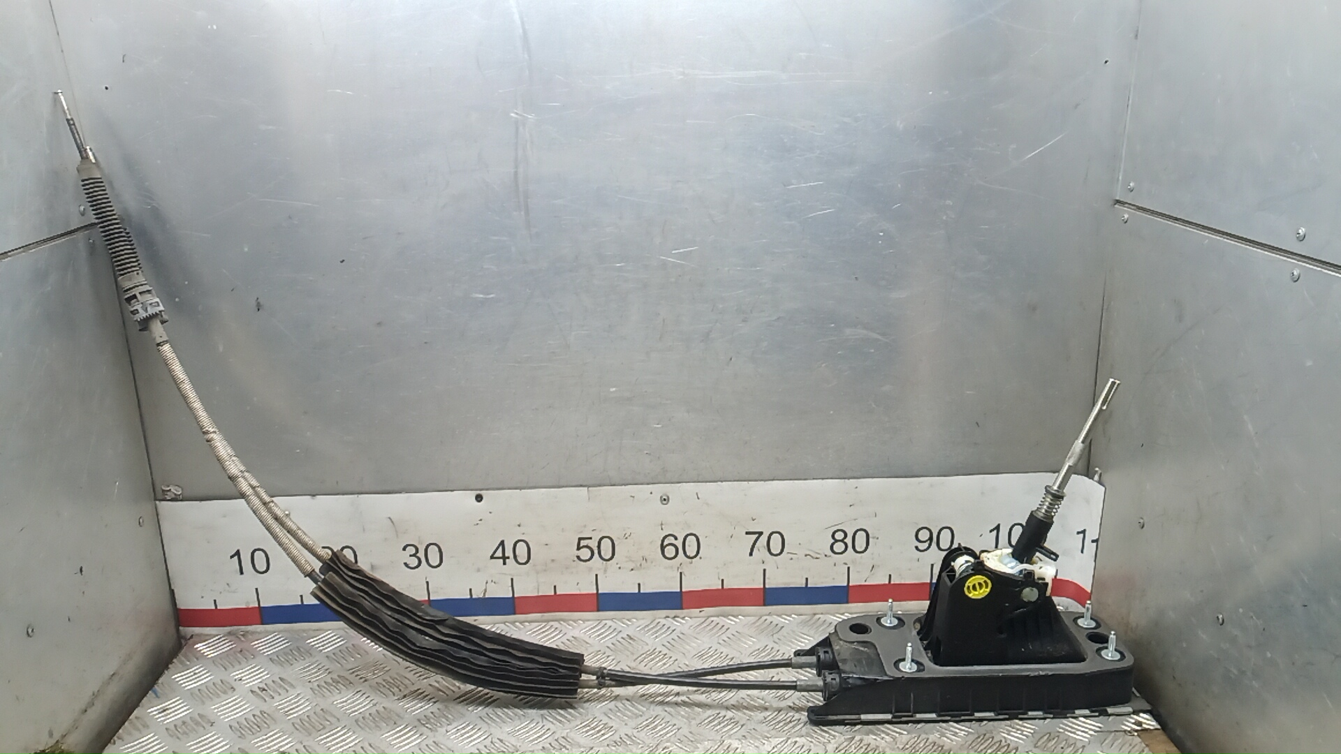 Кулиса МКПП / АКПП