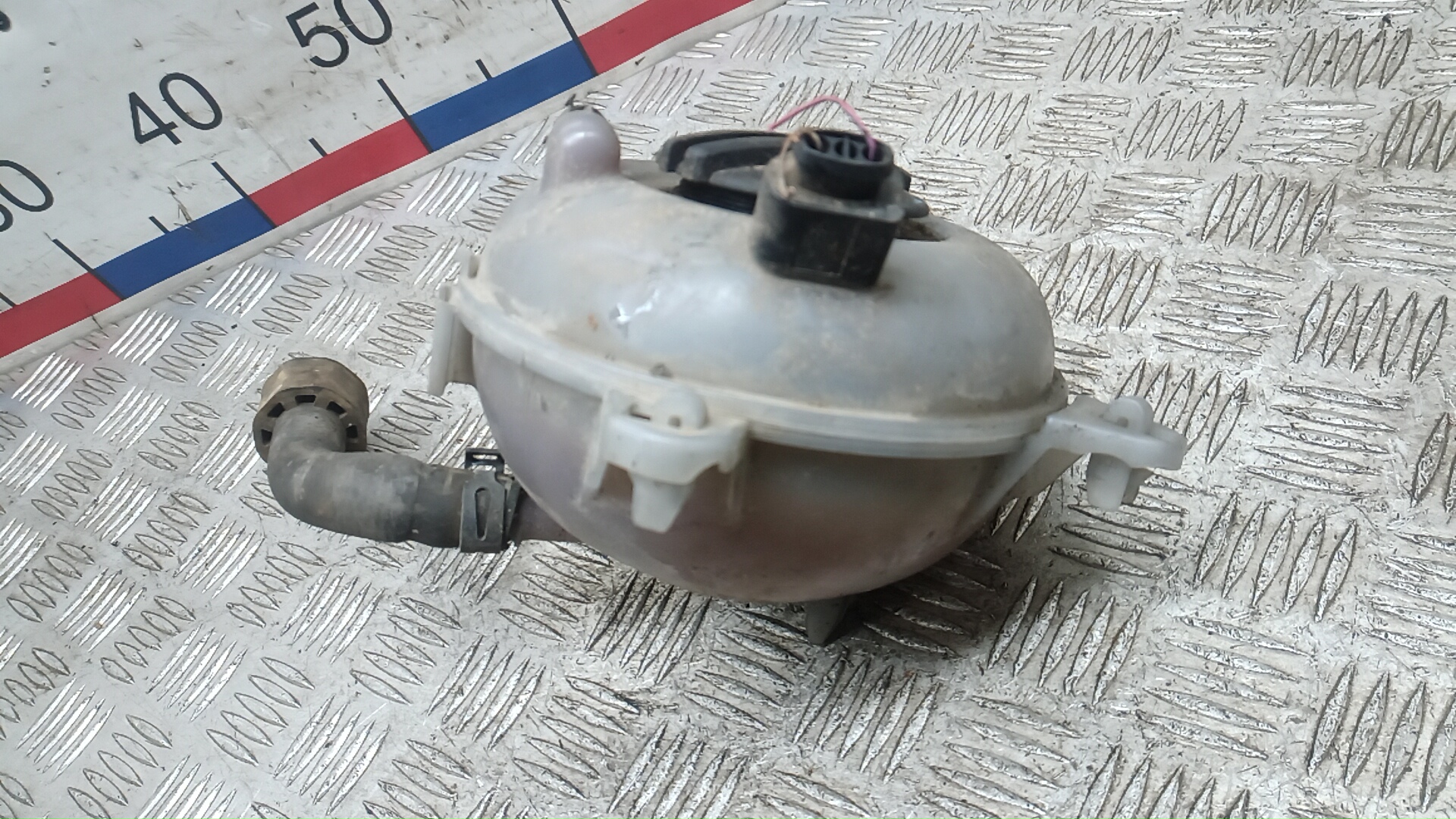 Бачок расширительный