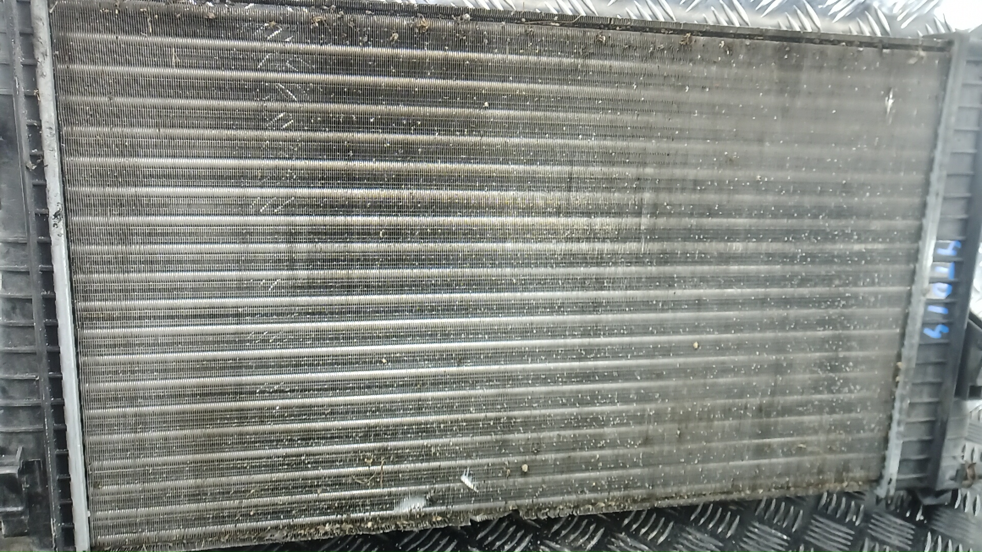 Радиатор охлаждения двигателя основной