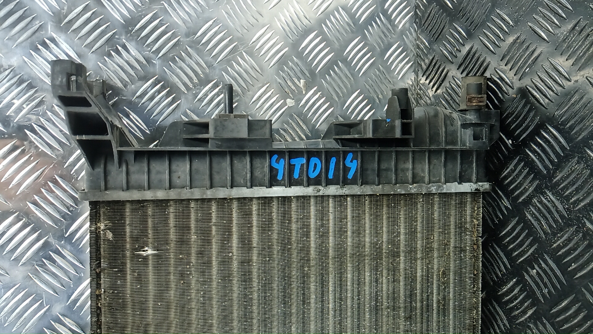 Радиатор охлаждения двигателя основной