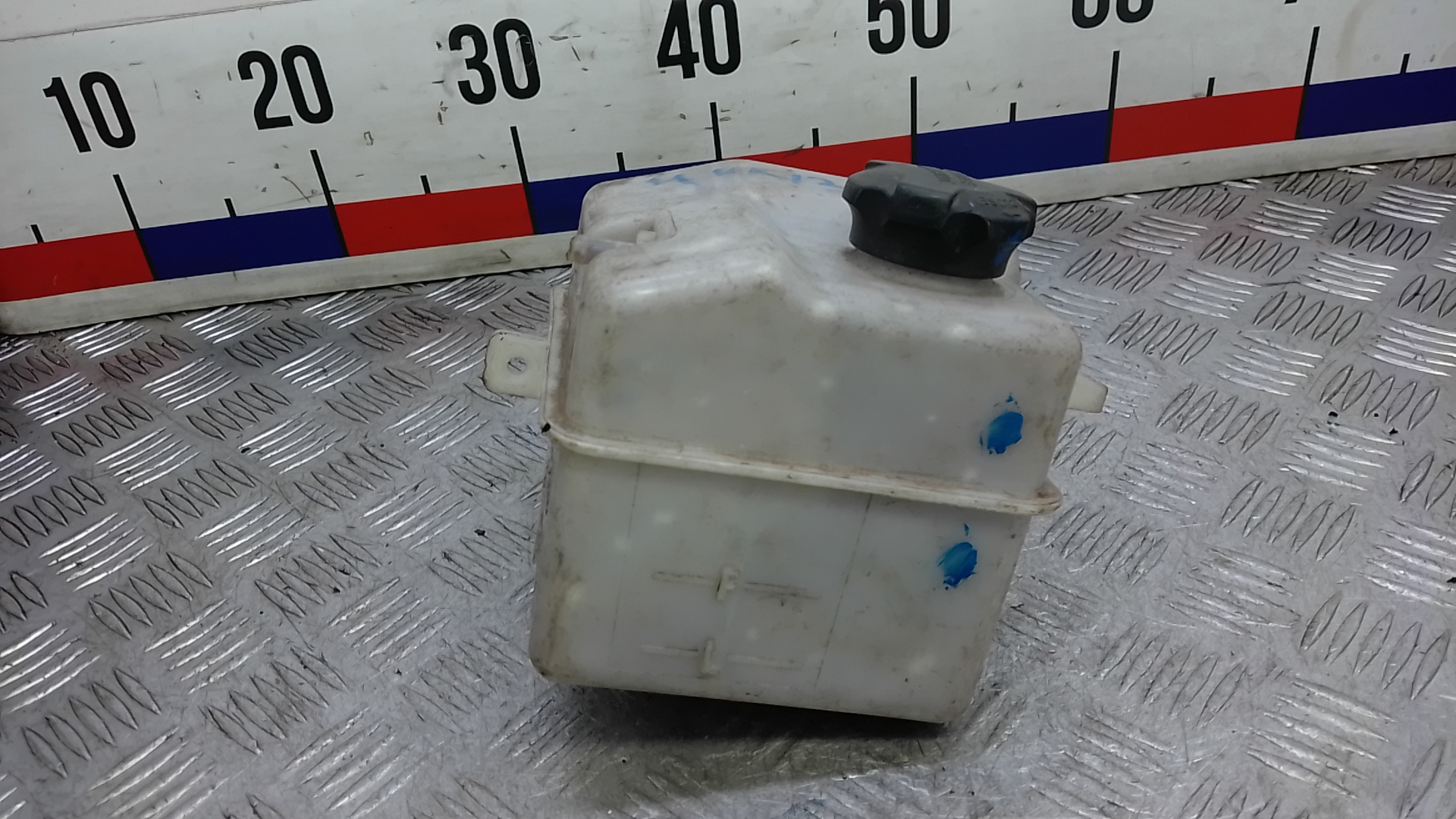 Бачок расширительный