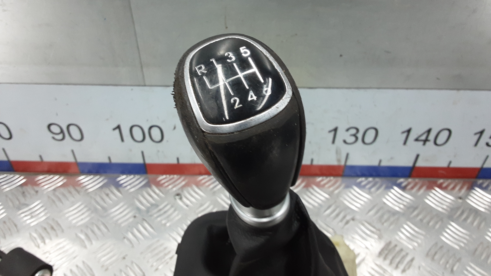 Кулиса МКПП / АКПП