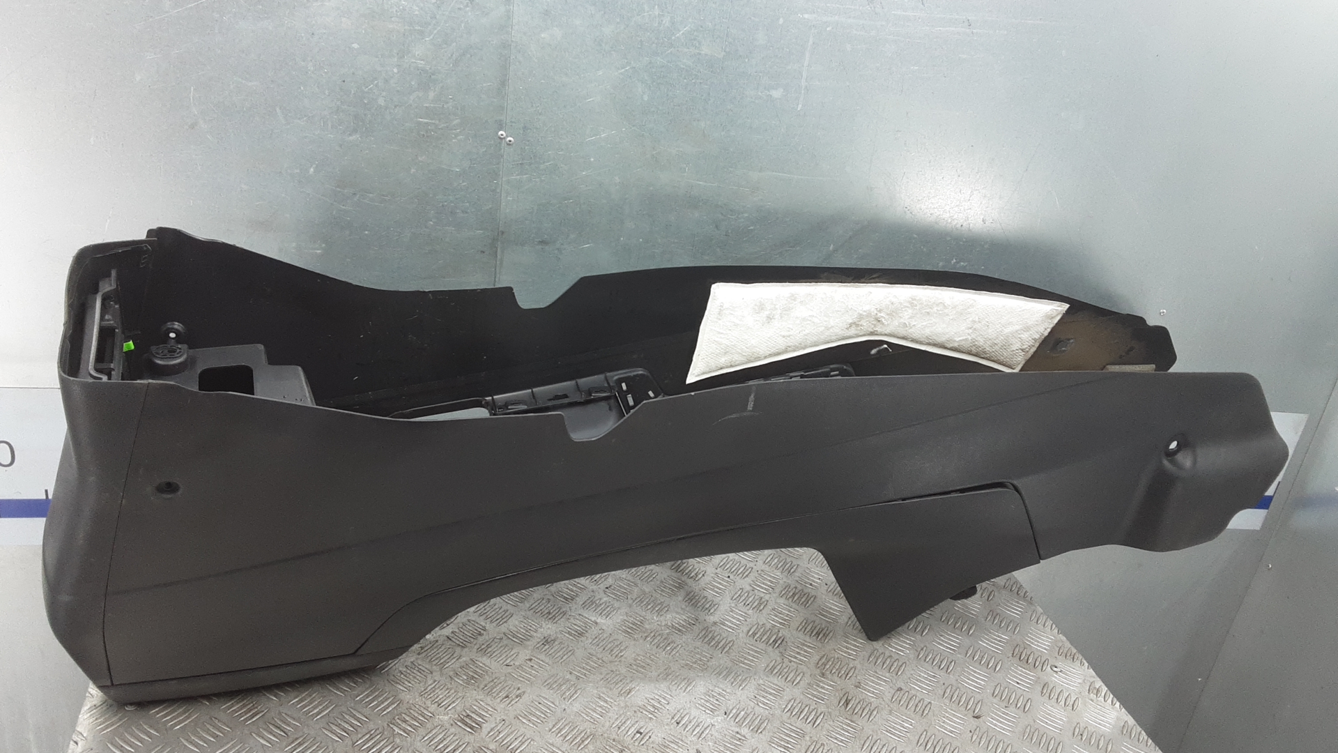 Подлокотник