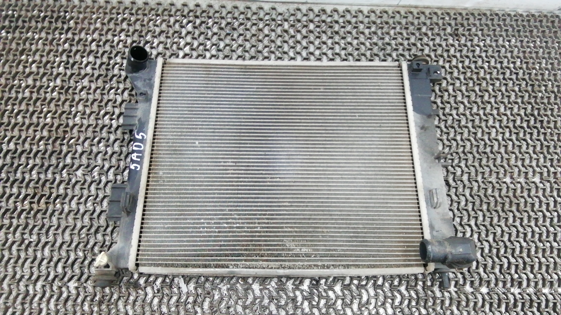 Радиатор охлаждения двигателя основной