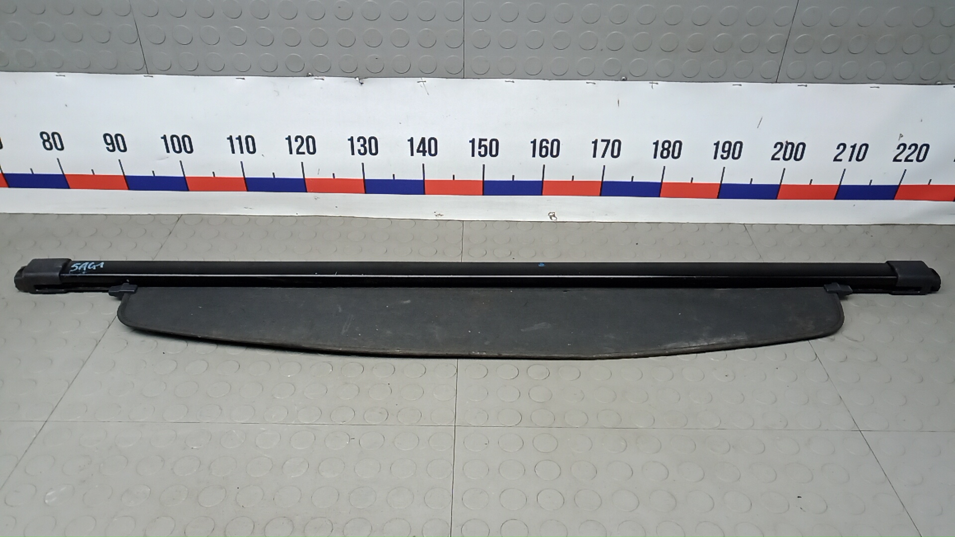 Шторка багажника