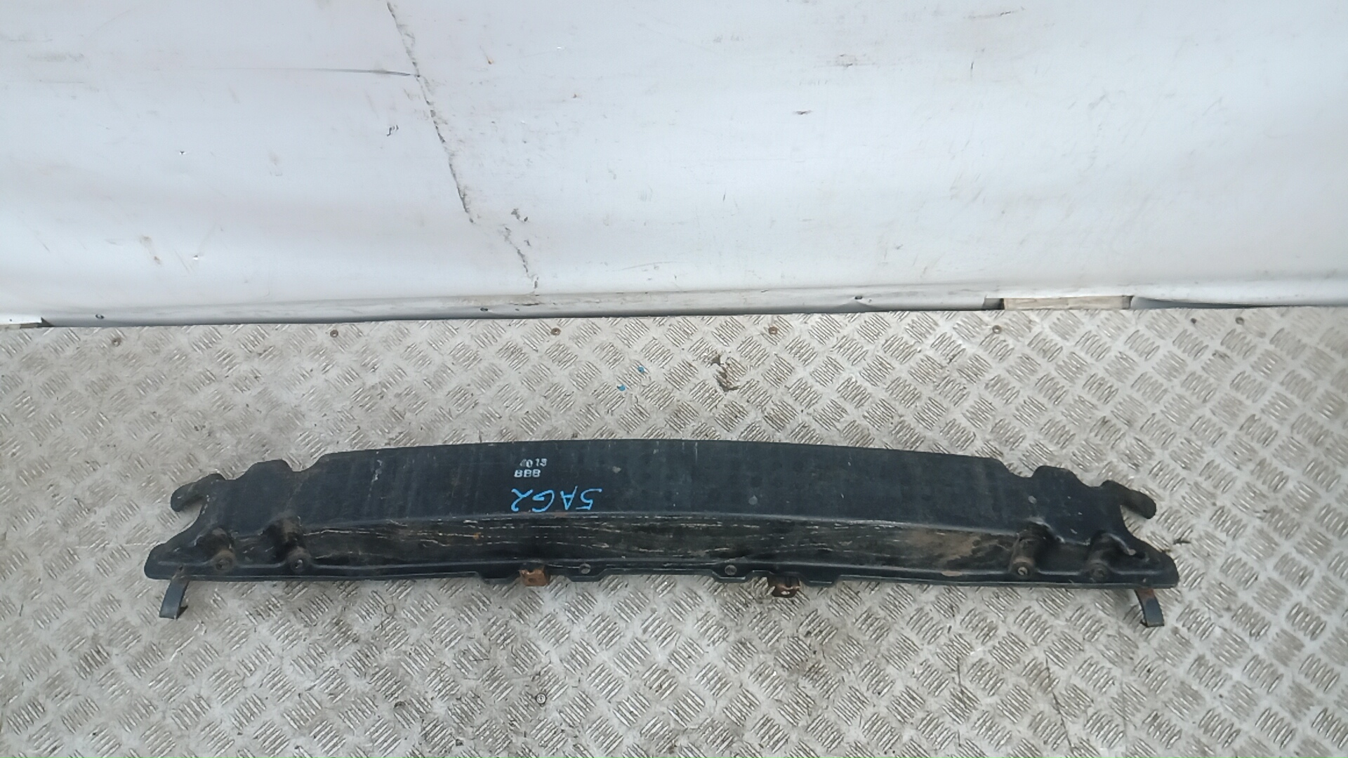 Кронштейн усилителя переднего бампера