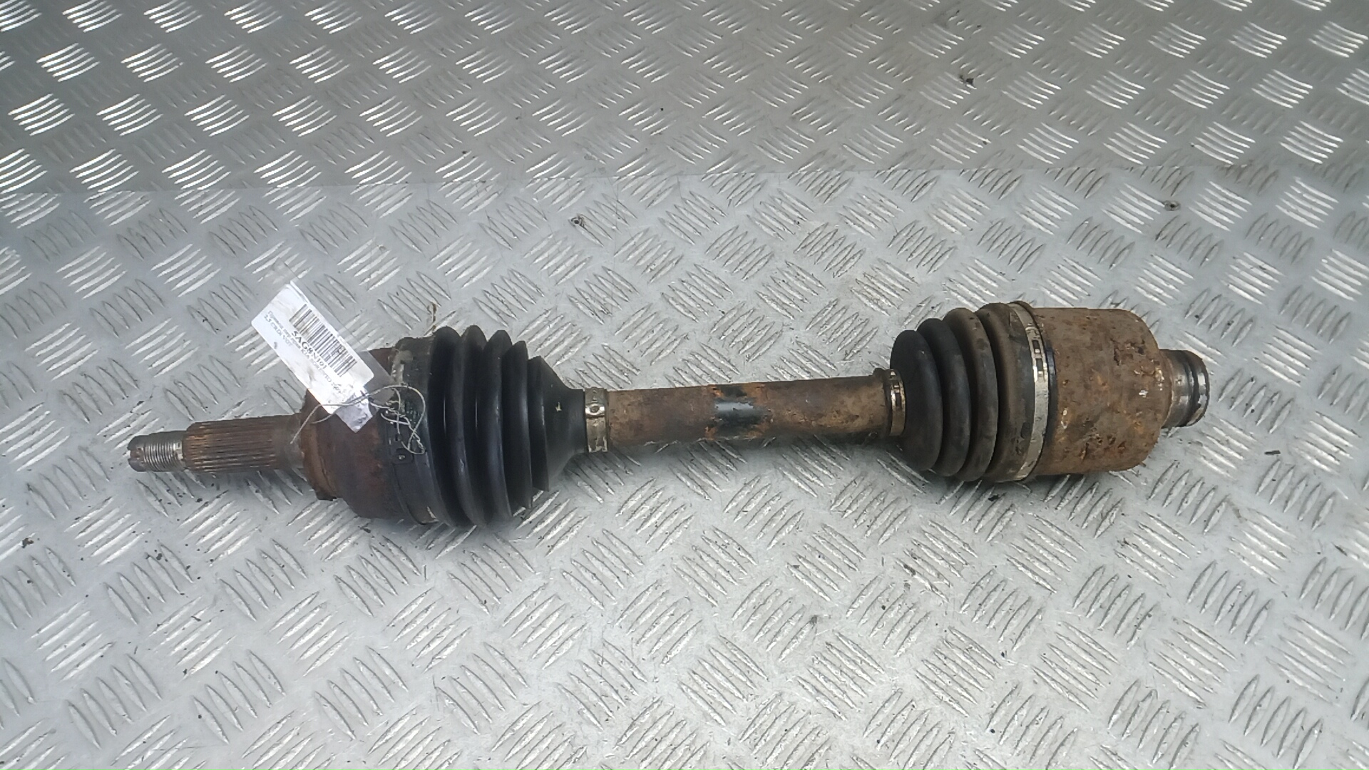 Полуось передняя правая