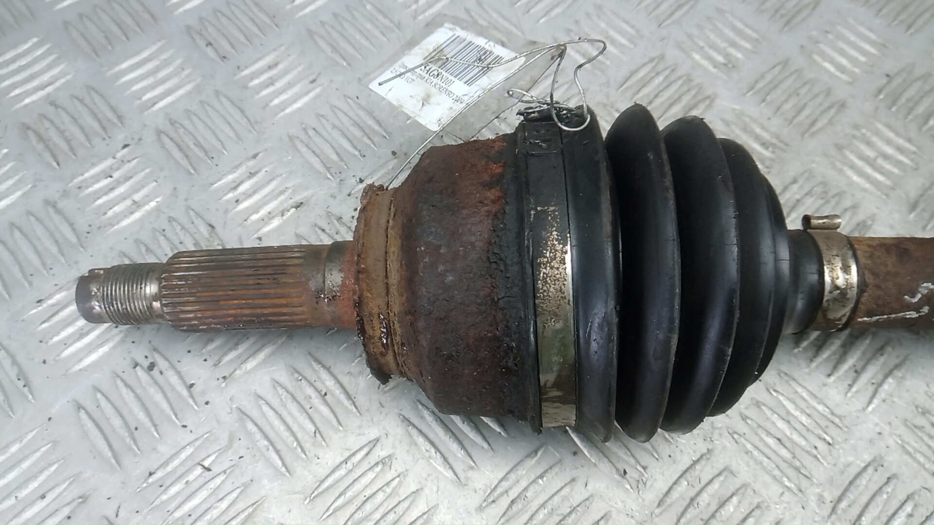 Полуось передняя правая