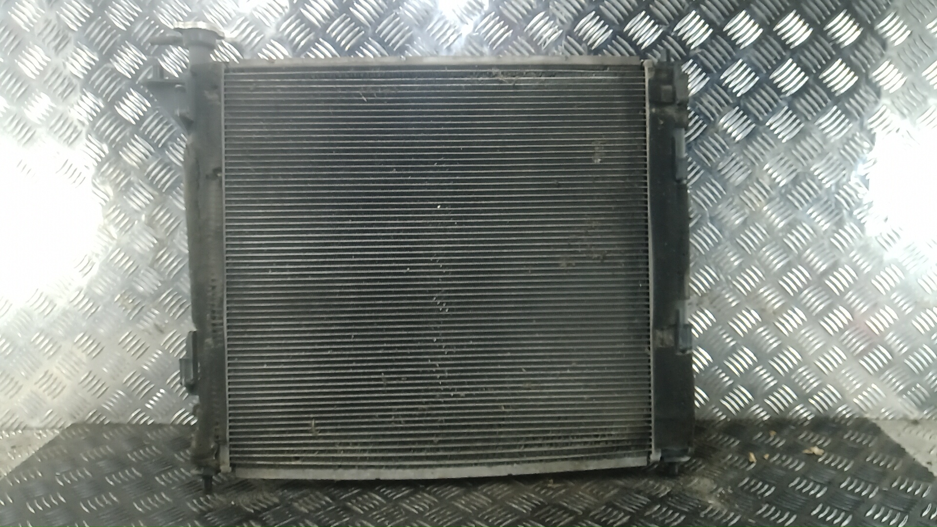 Радиатор охлаждения двигателя основной